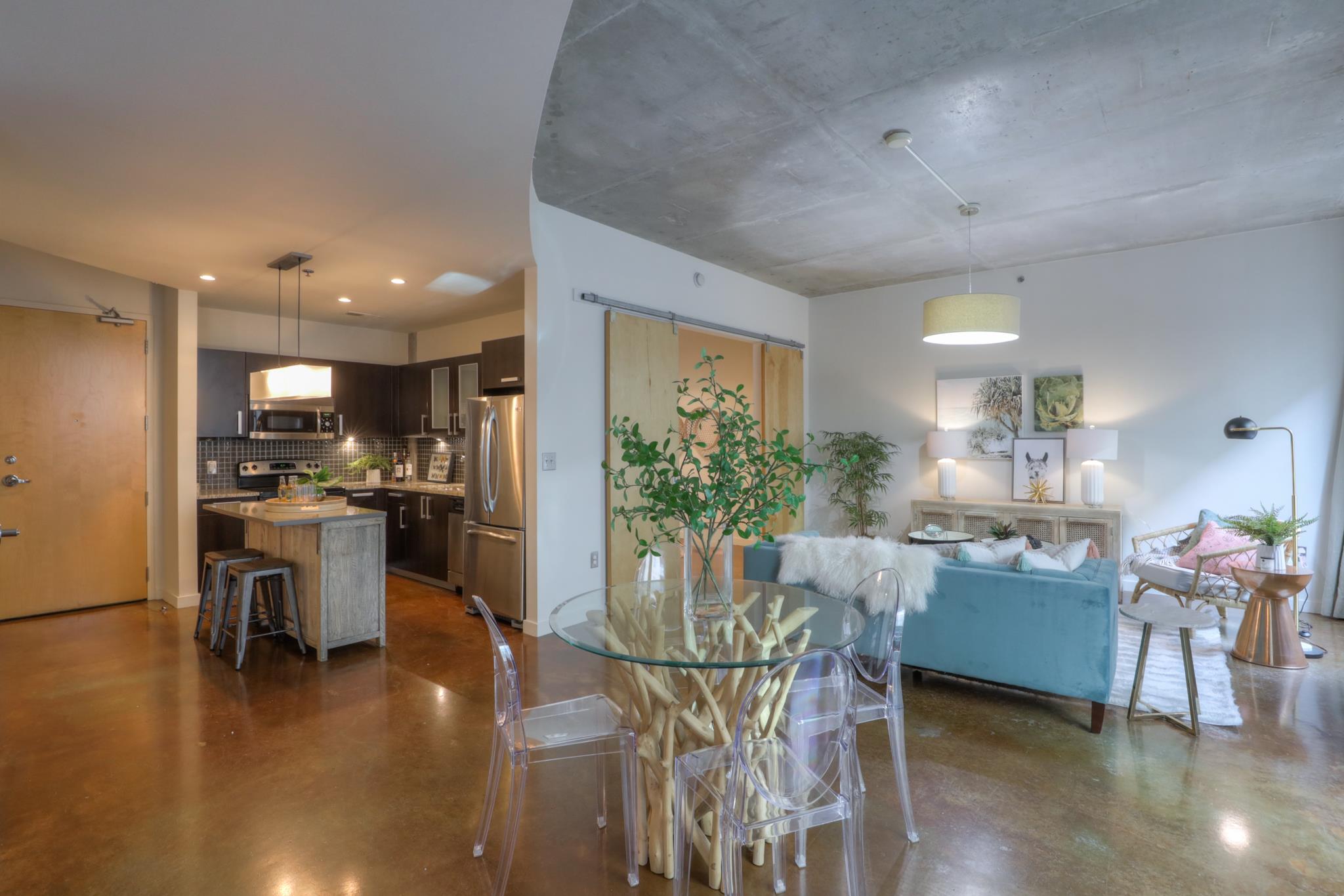 600 12Th Ave S Apt 403