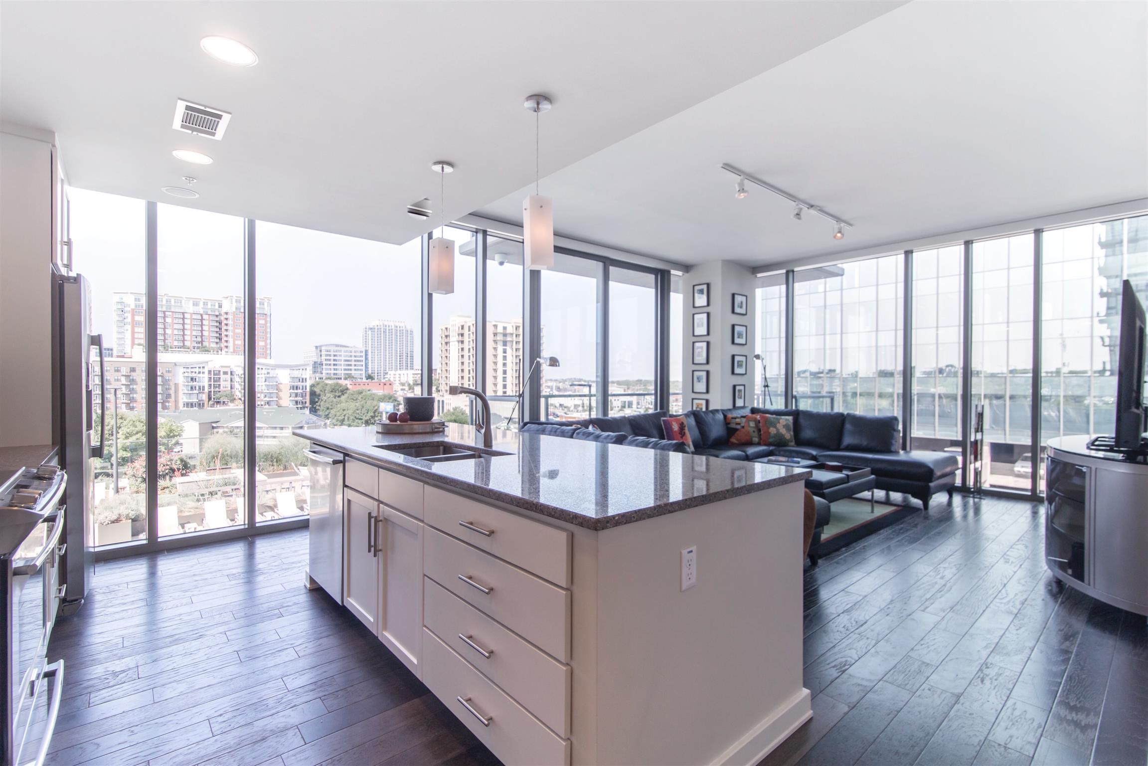 1212 Laurel St. #615