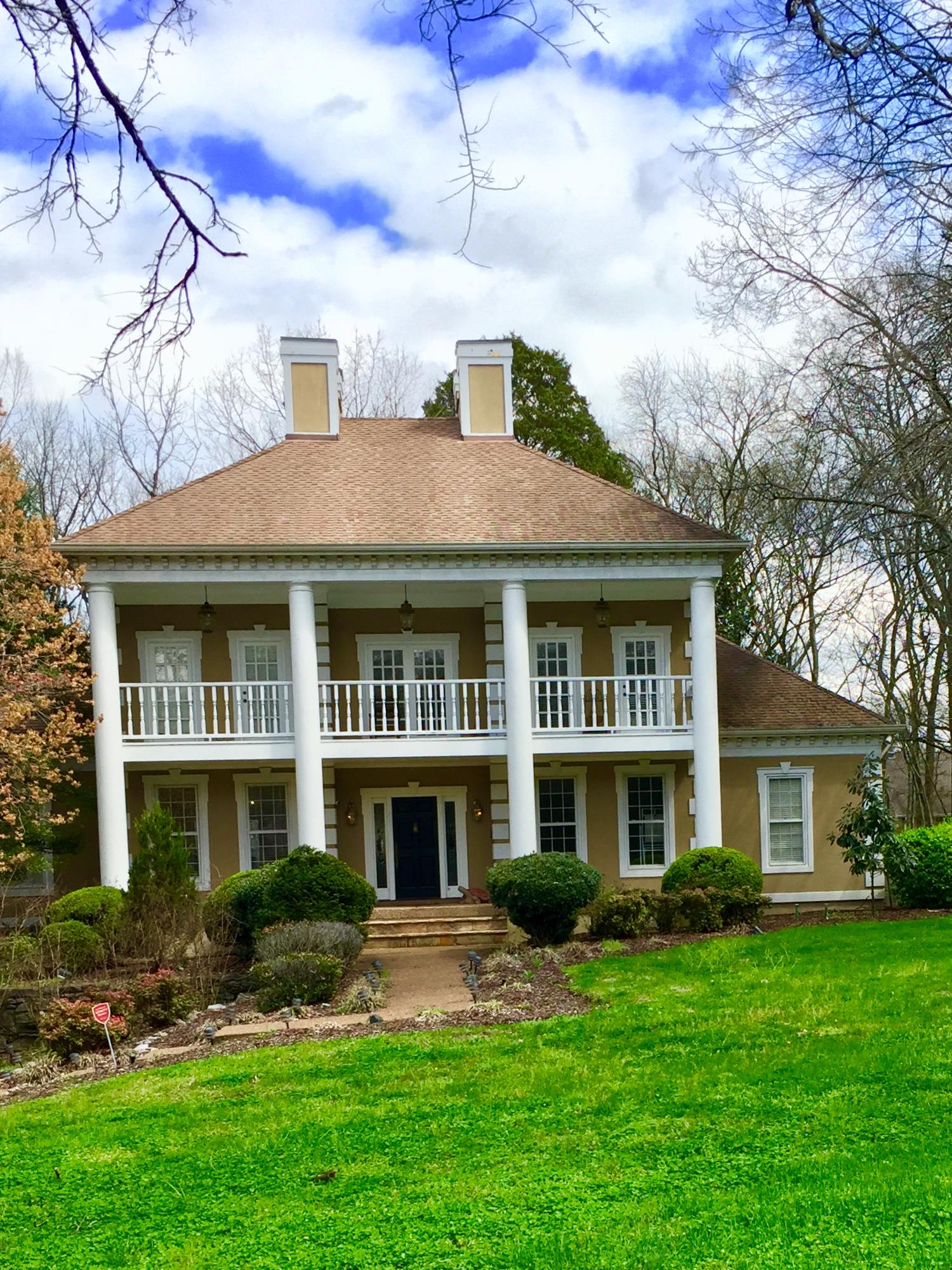 1016 Jones Pkwy