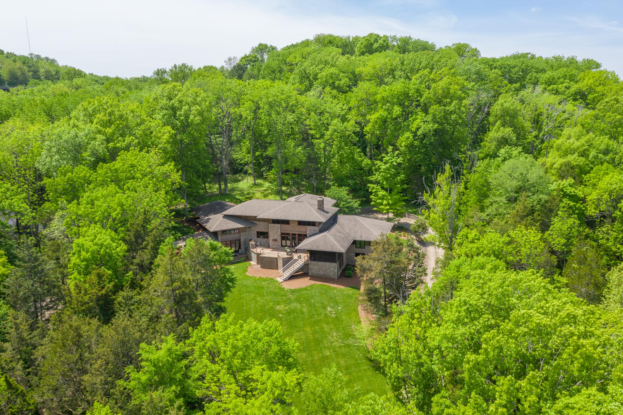 6007 Sherwood Ct