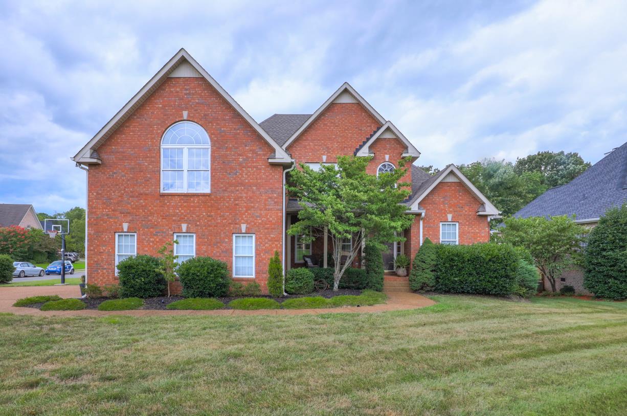 127 Crooked Creek Ln