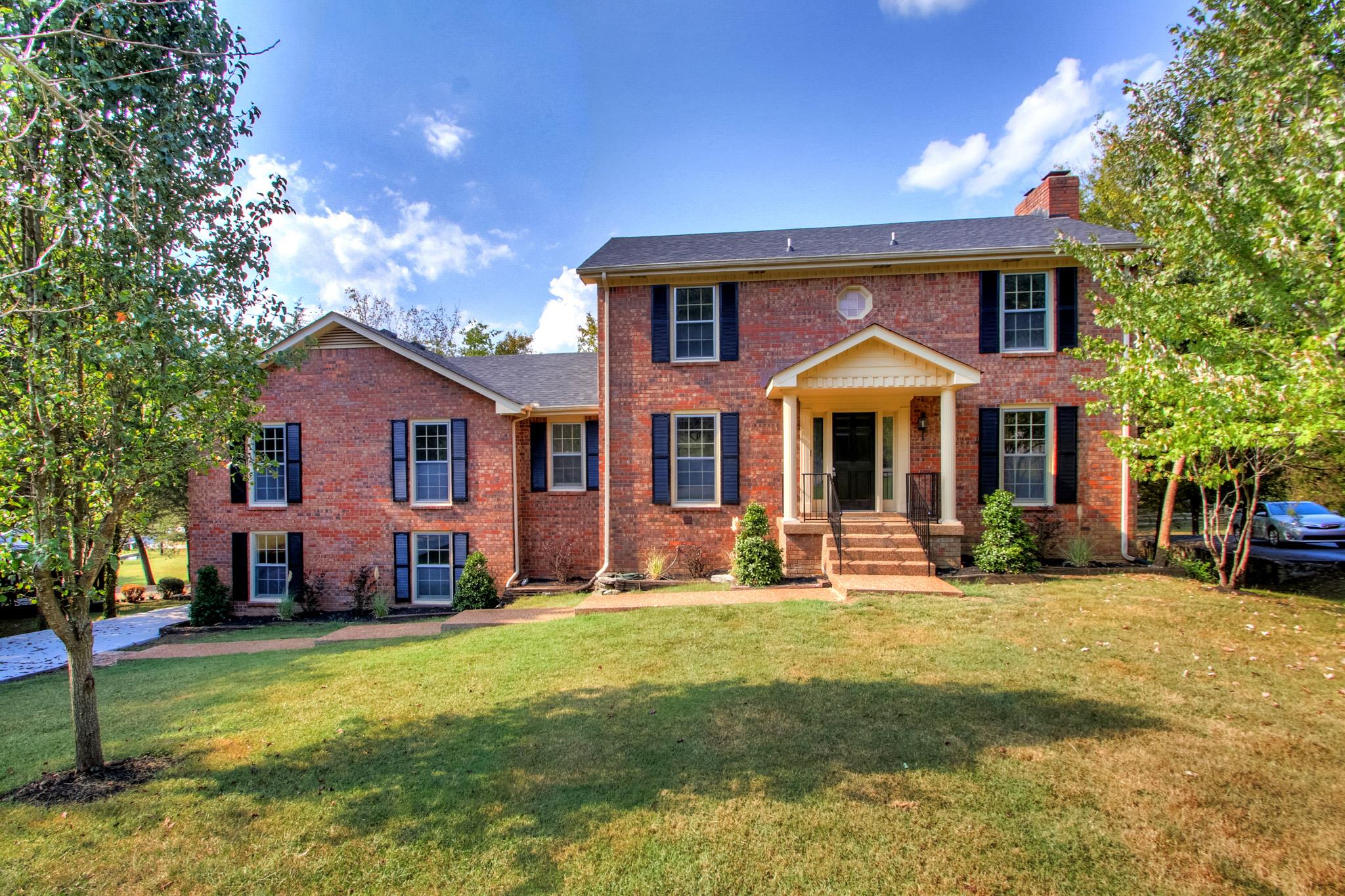 103 Maple View Trl