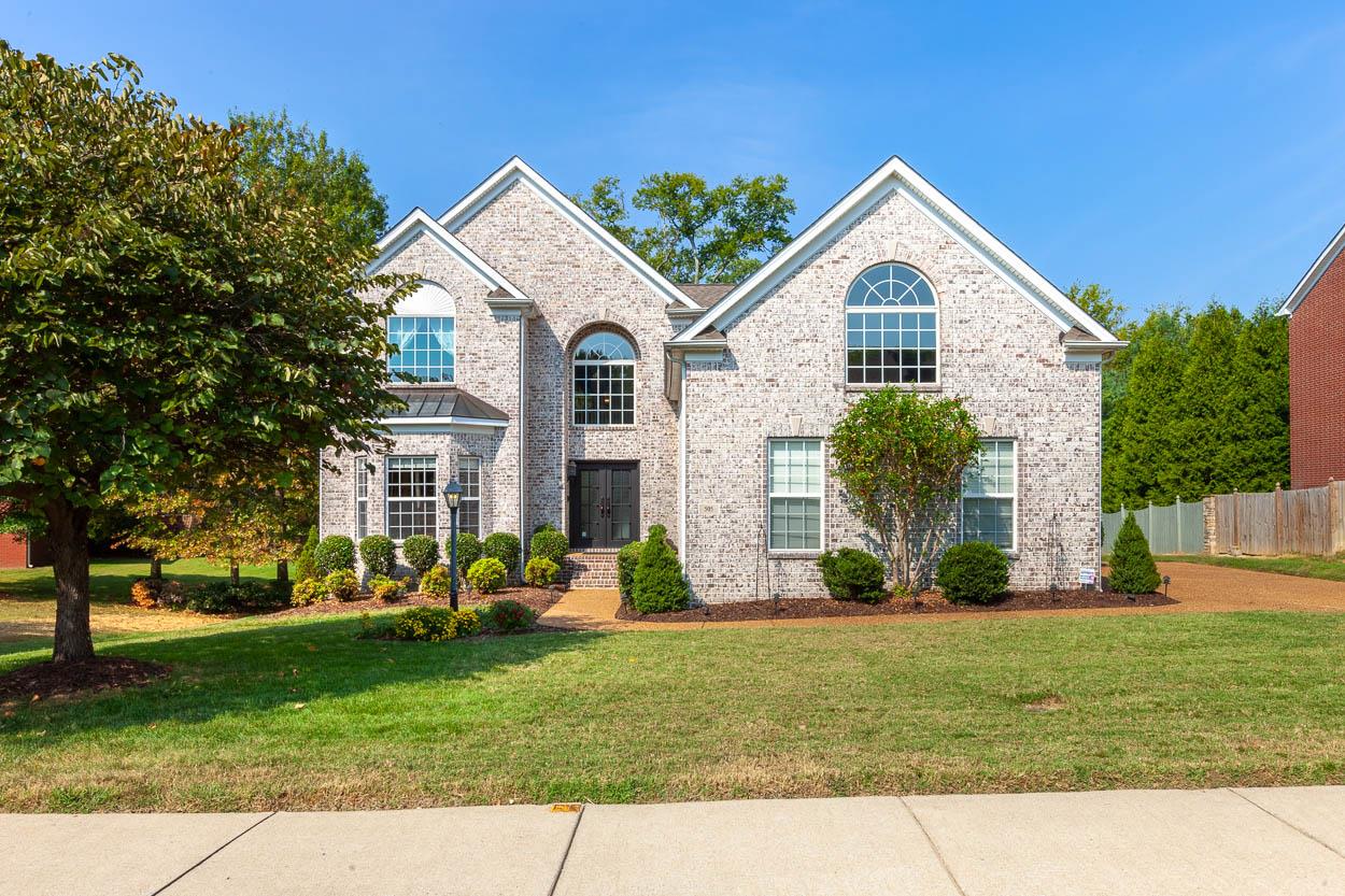 505 Turnberry Pt