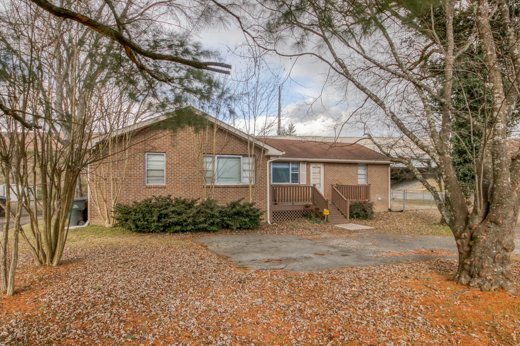 928 Battlefield Dr
