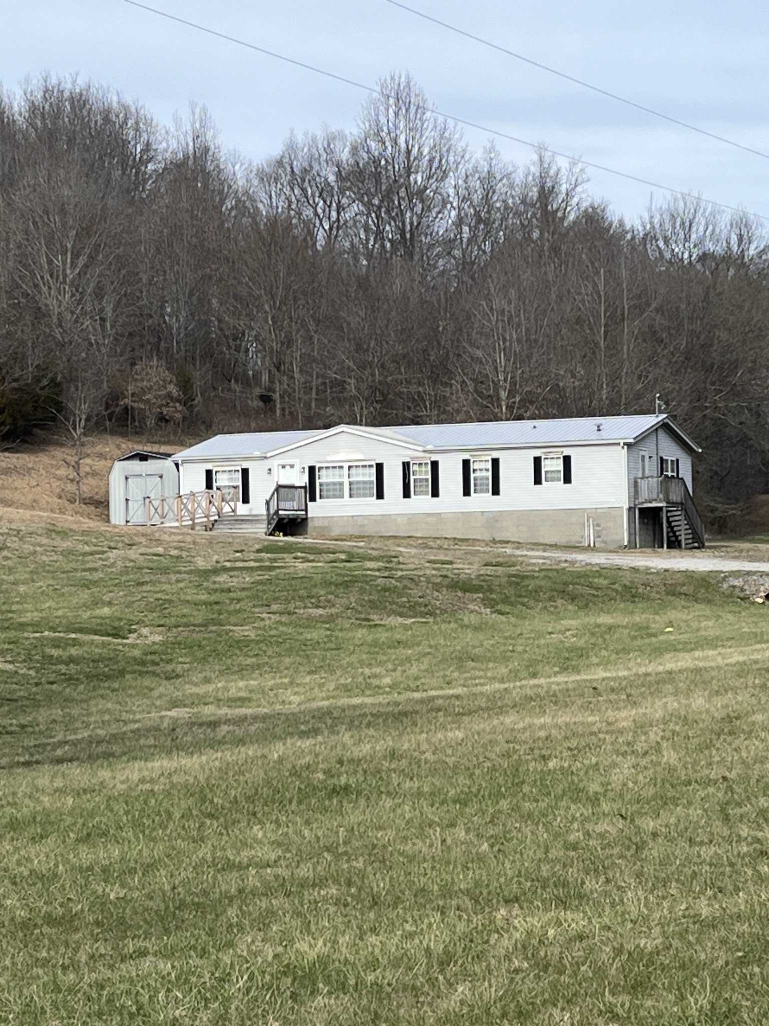 2450 W Leatherwood Rd