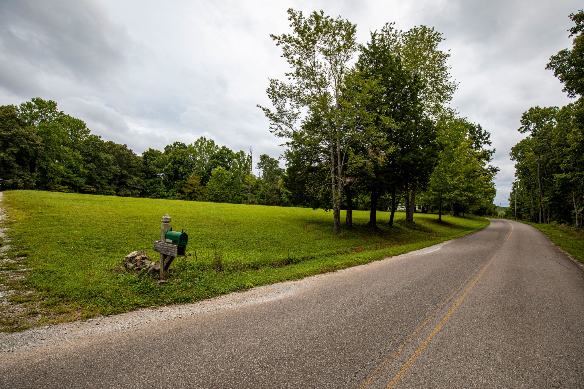1301 Big Bartons Creek Rd