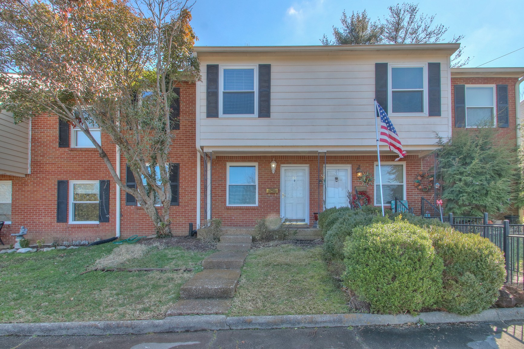 5510 Country Dr