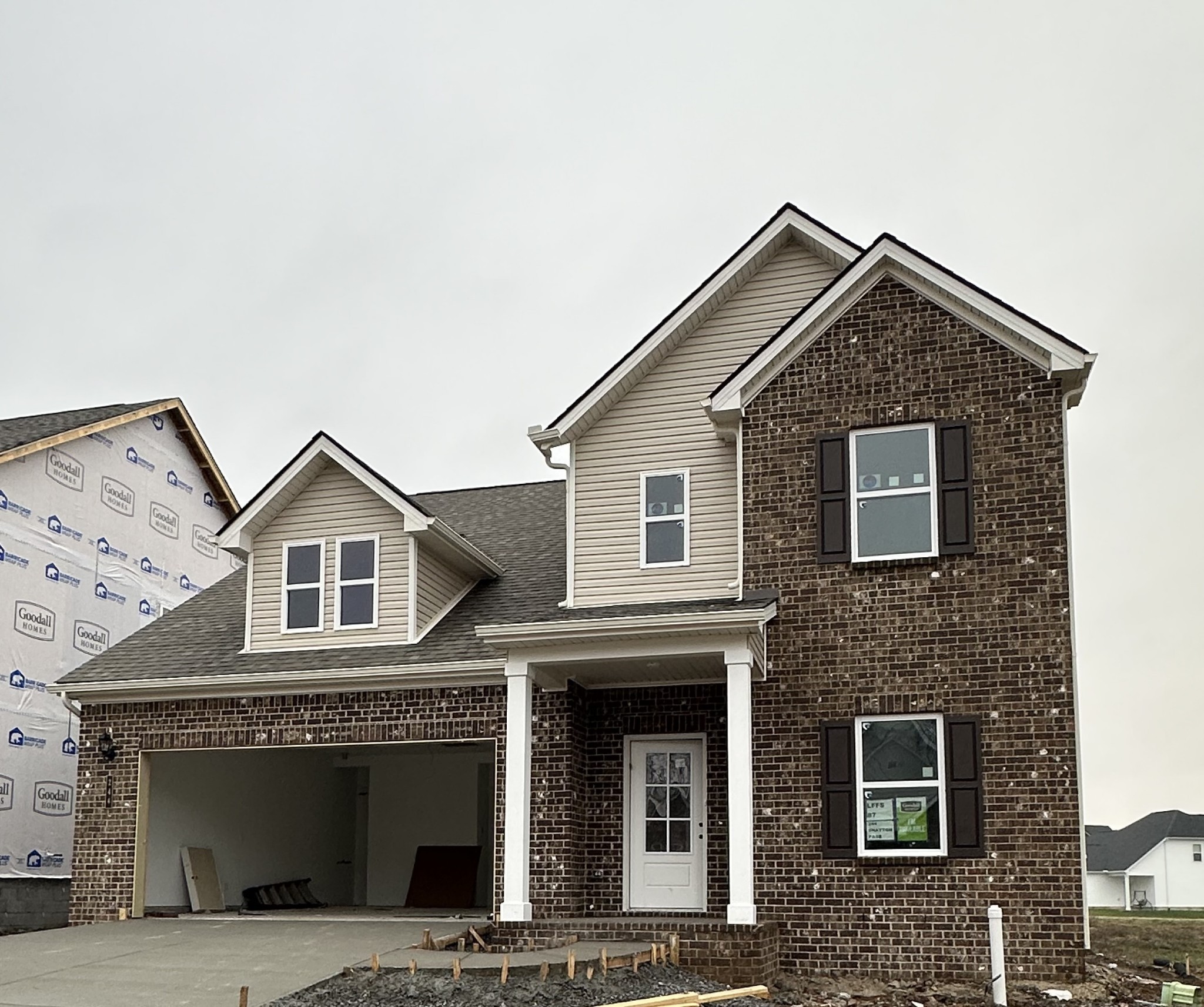 251 Shayton Pass