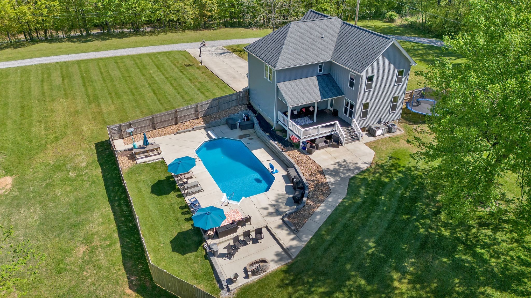 7957 Bill Moss Rd