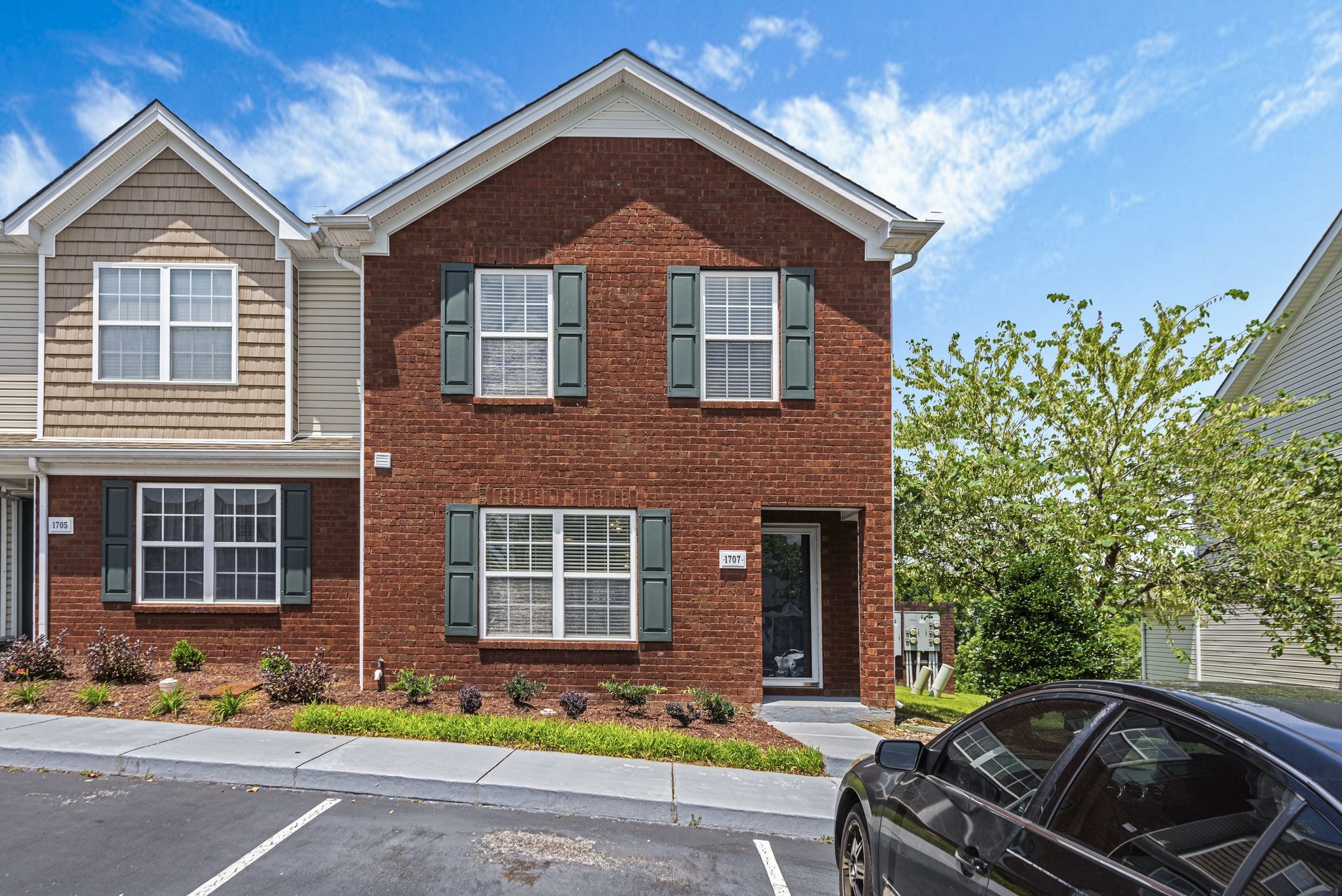 1707 Red Jacket Dr