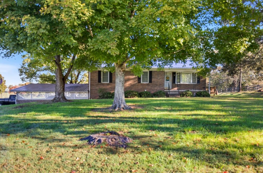 14 Double Bridges Rd