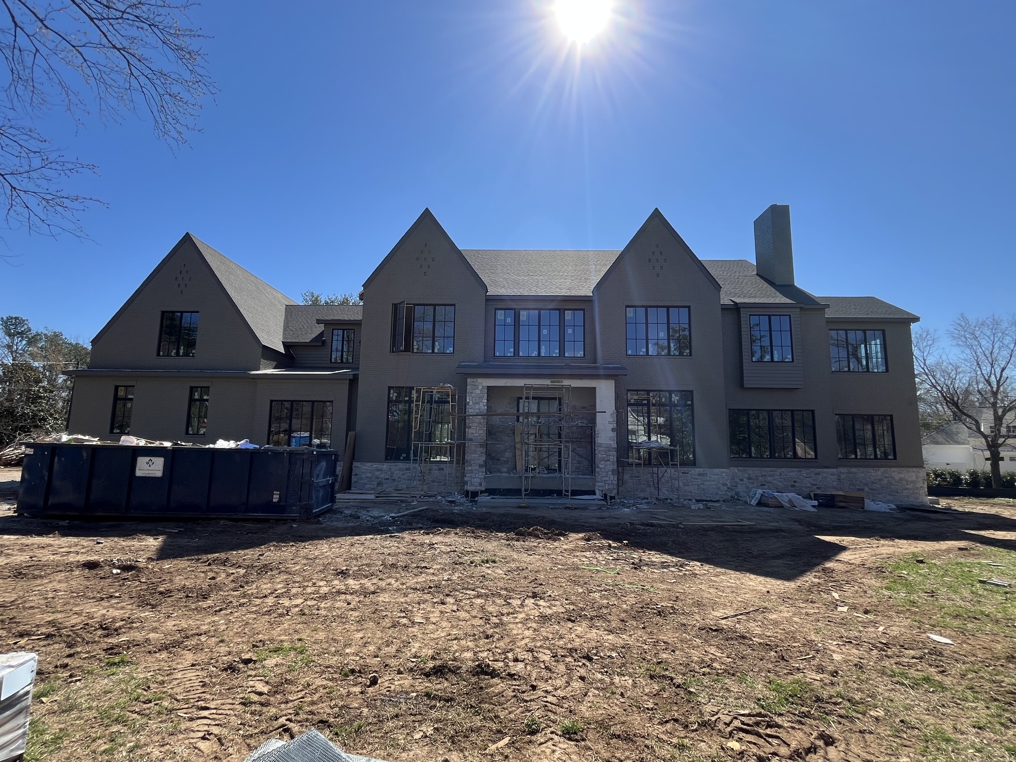 404 Cornwall Dr