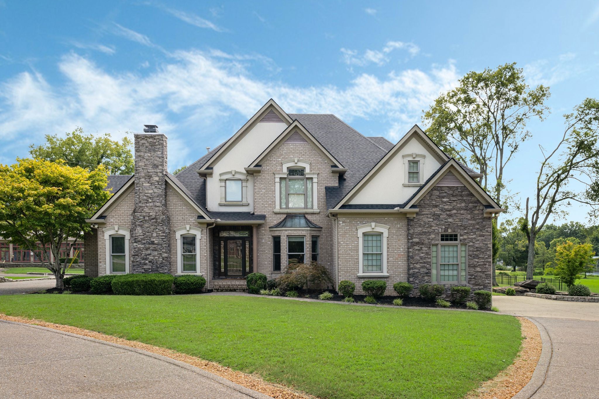 1125 Douglas Bend Rd