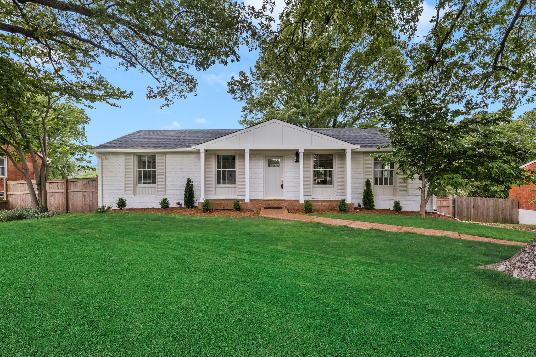 421 Wauford Dr
