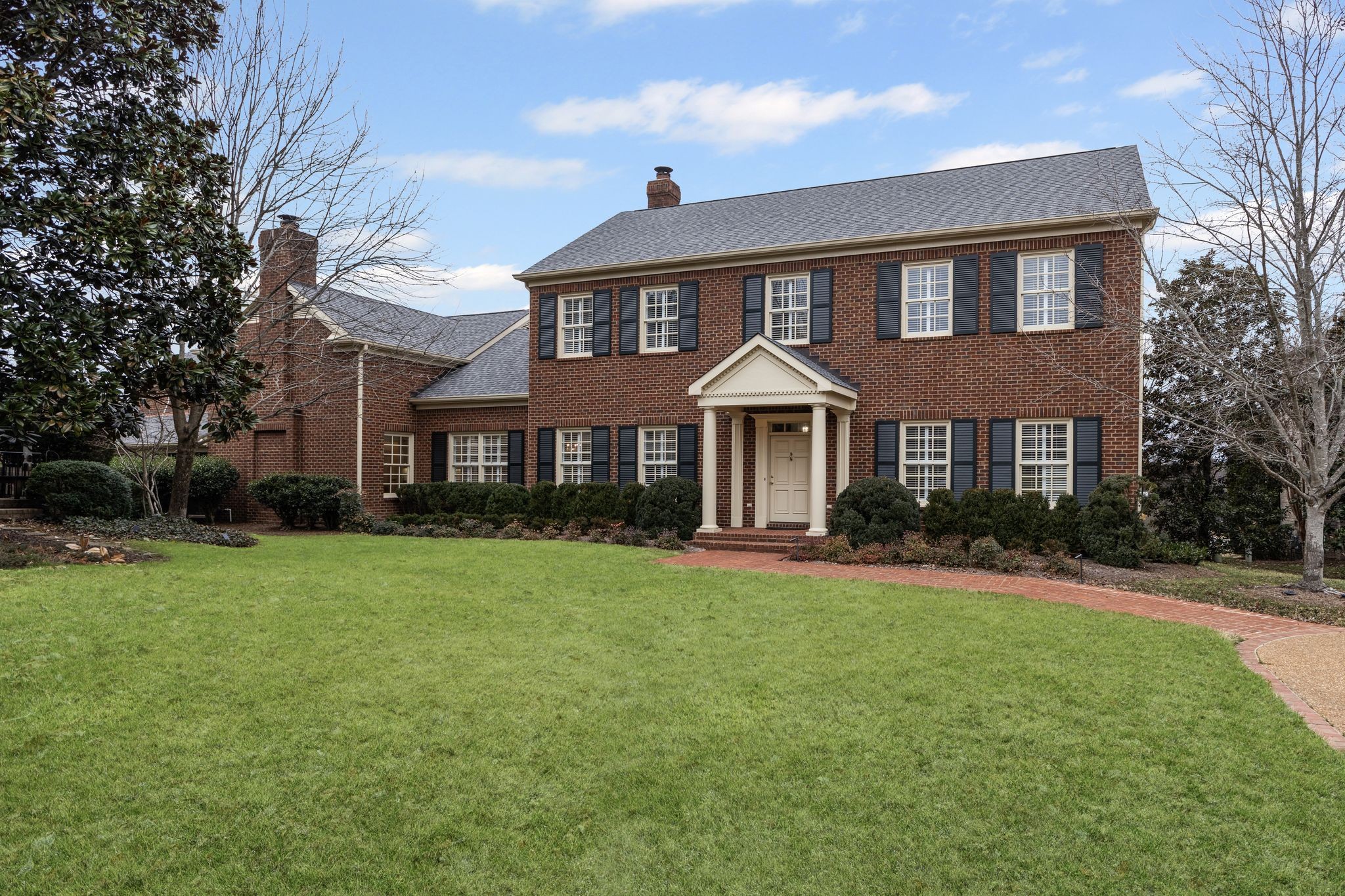 709 Overton Park