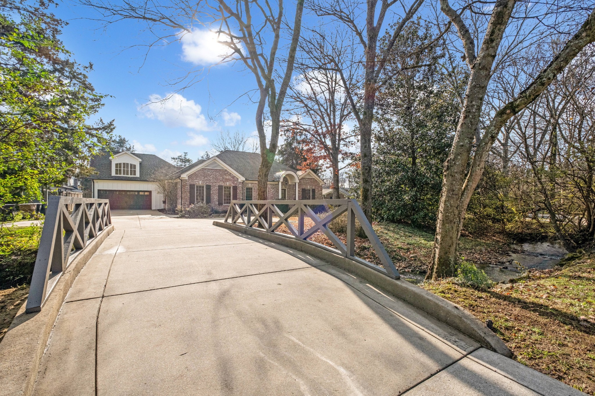 3903 Trimble Rd