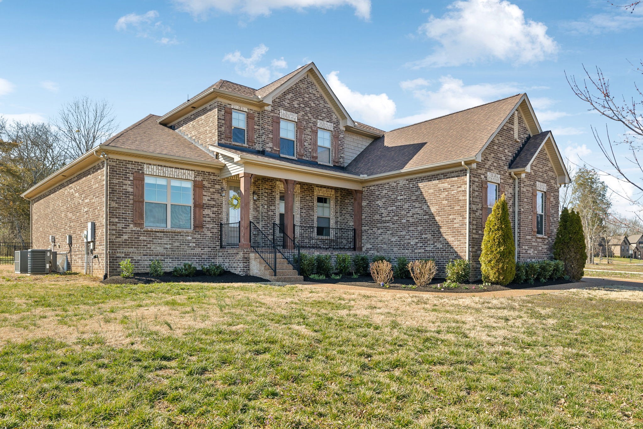 109 Watermill Ln