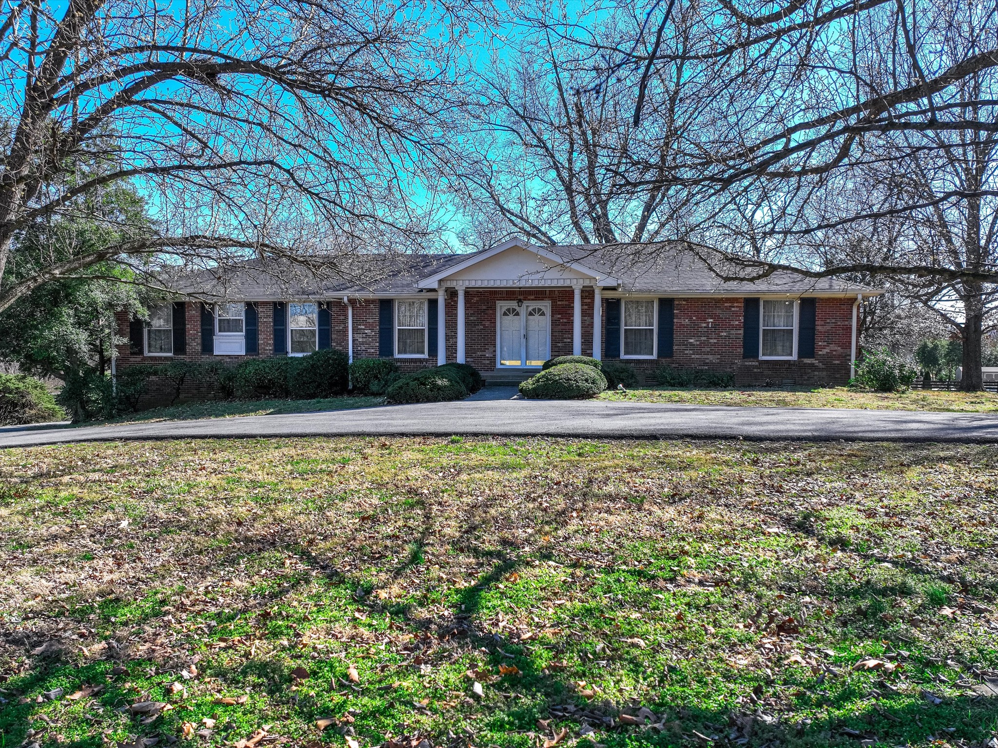 7015 Wilson Pike Cir
