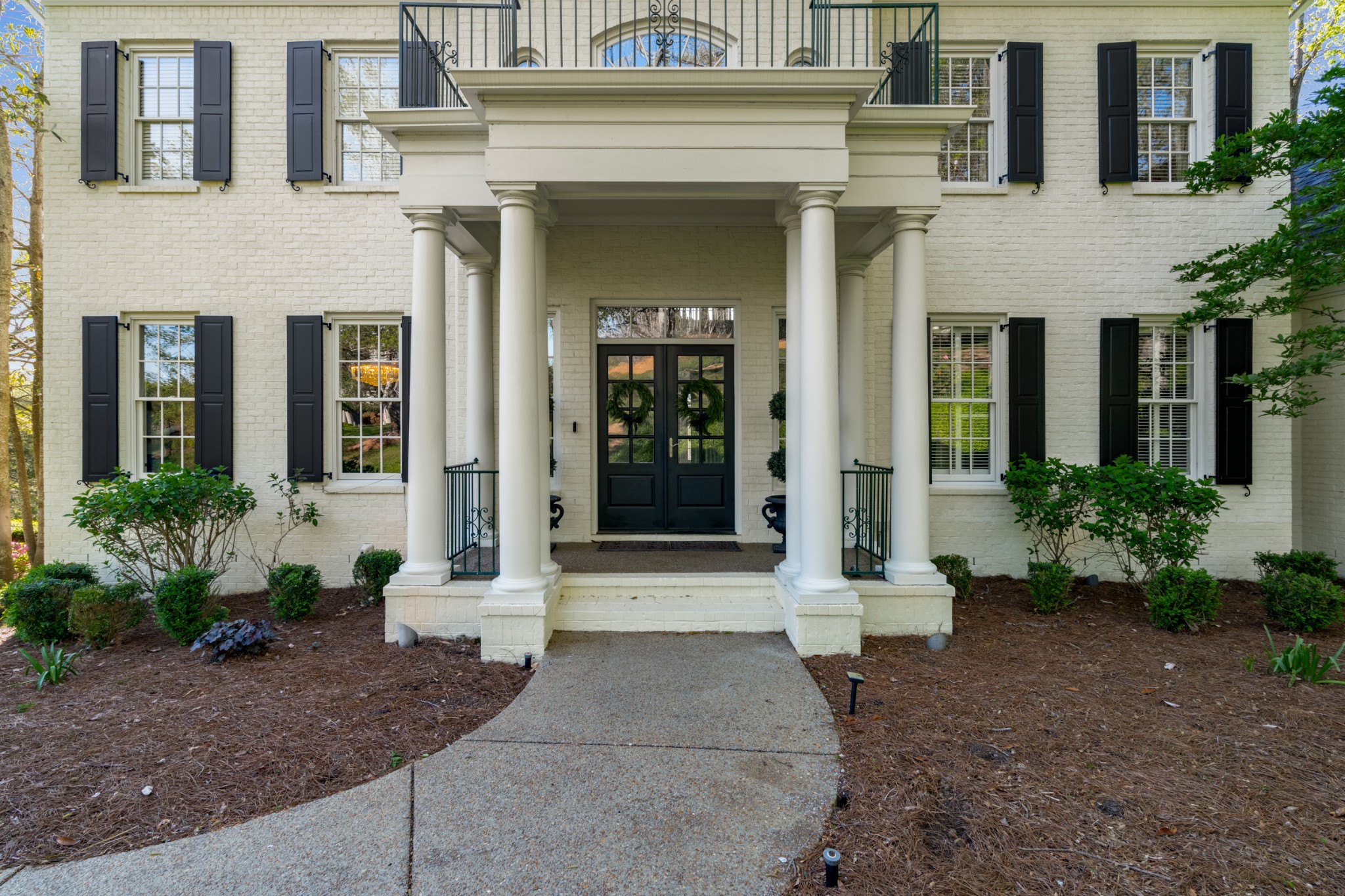 4 Colonel Winstead Dr