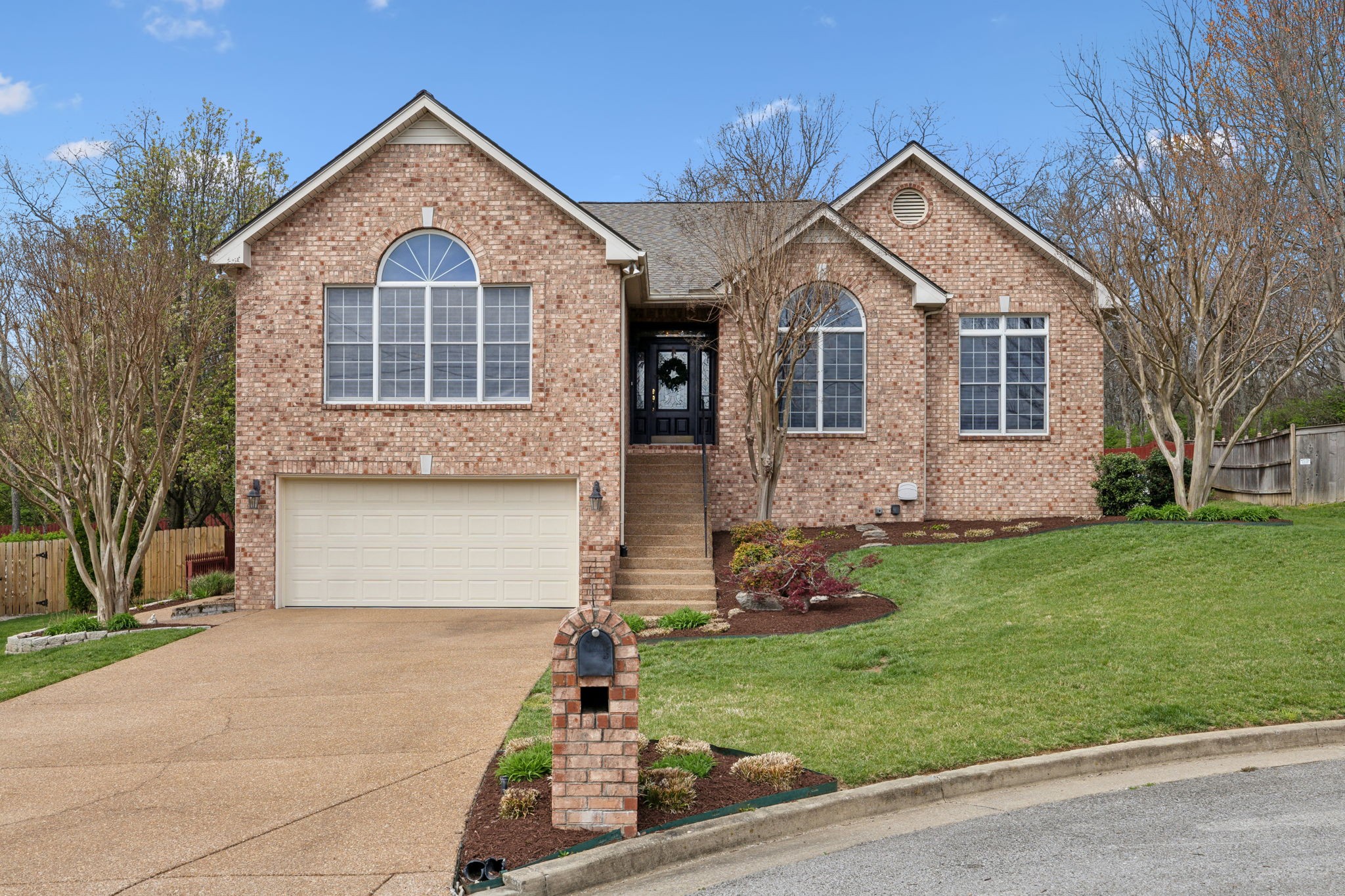 413 Roma Ct