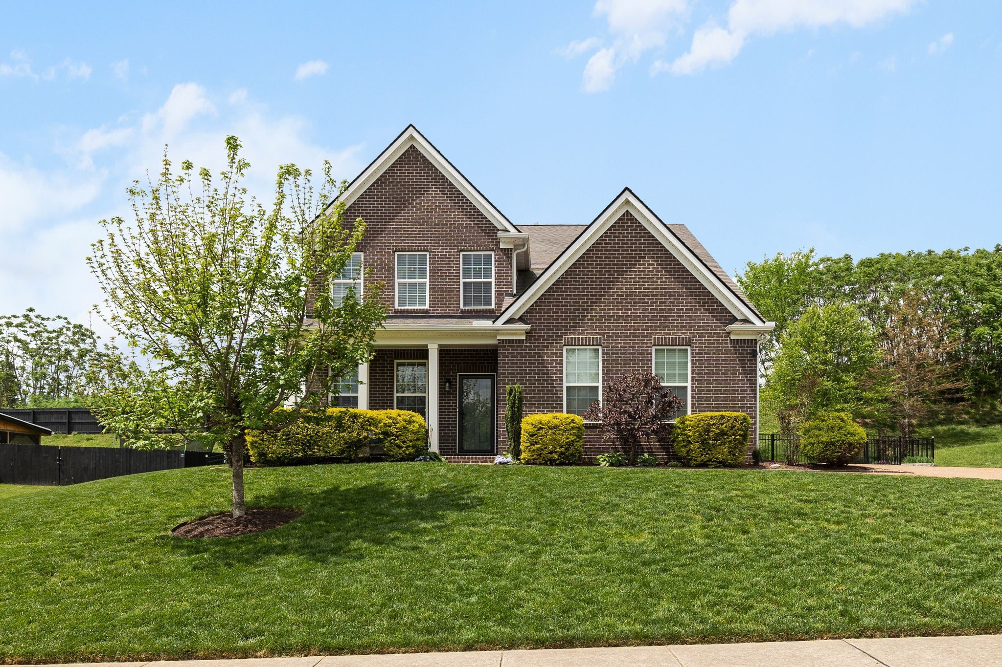 2313 Dewey Dr