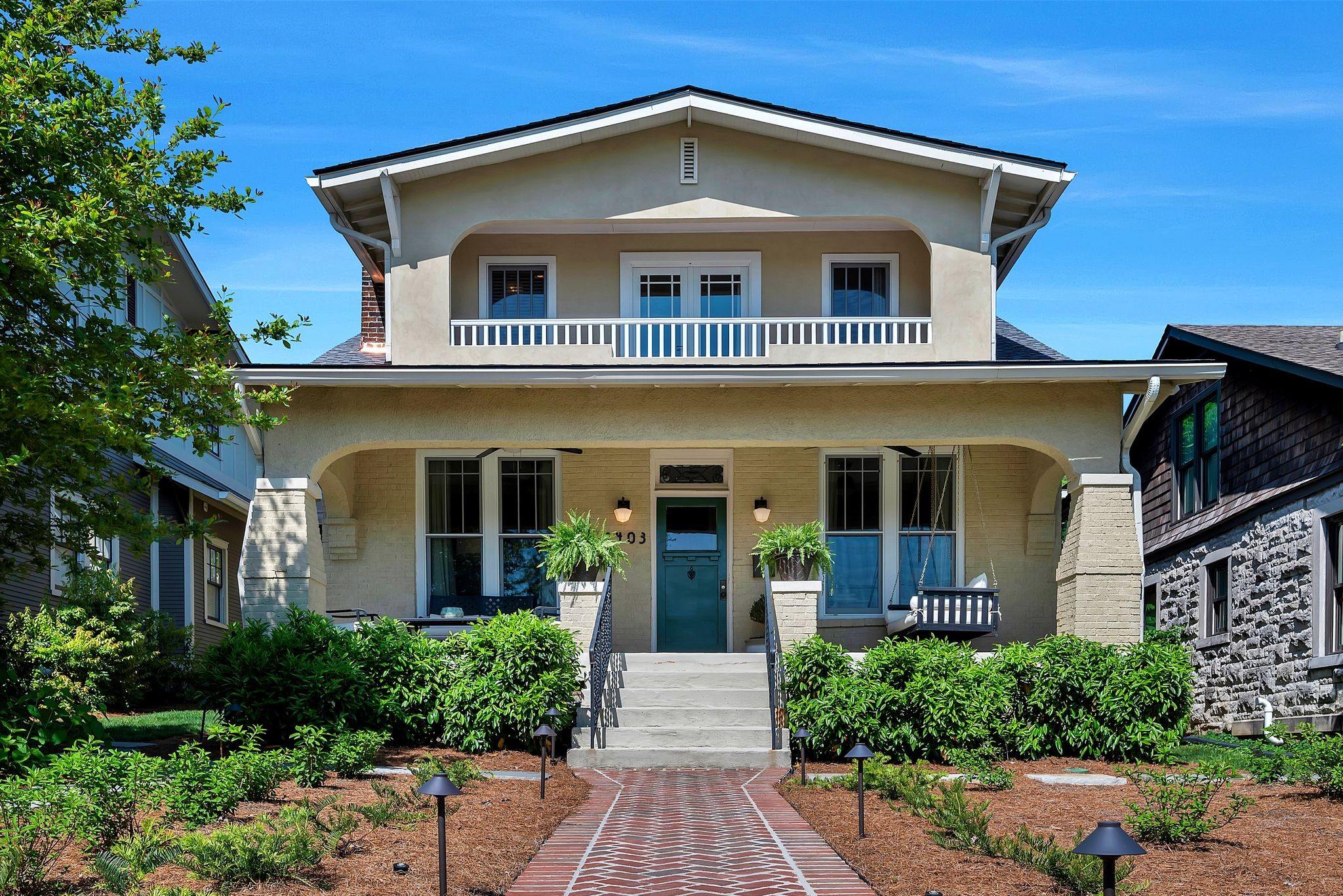 2403 Oakland Ave