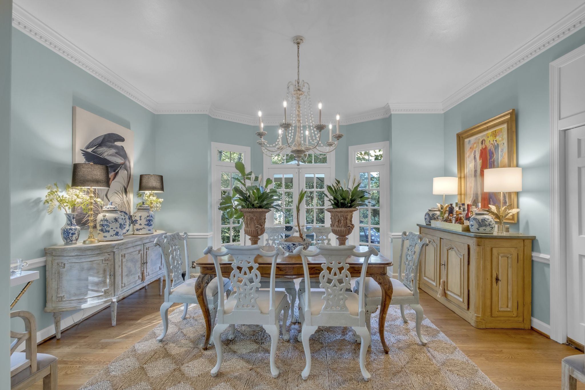216 Chestnut Hill Dr