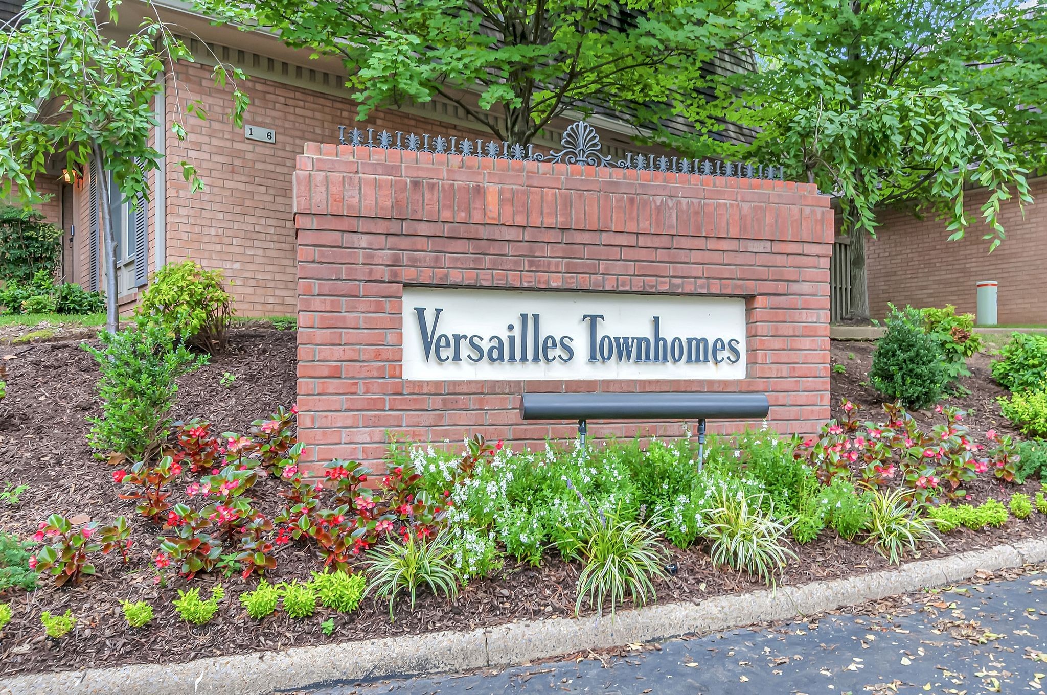 3000 Hillsboro Pike