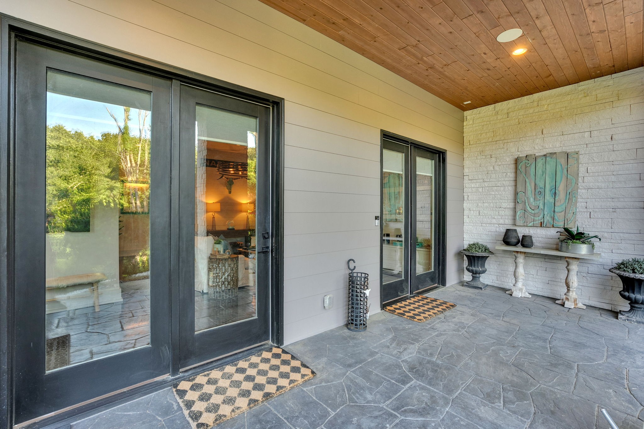 6616 Ellwood Ct