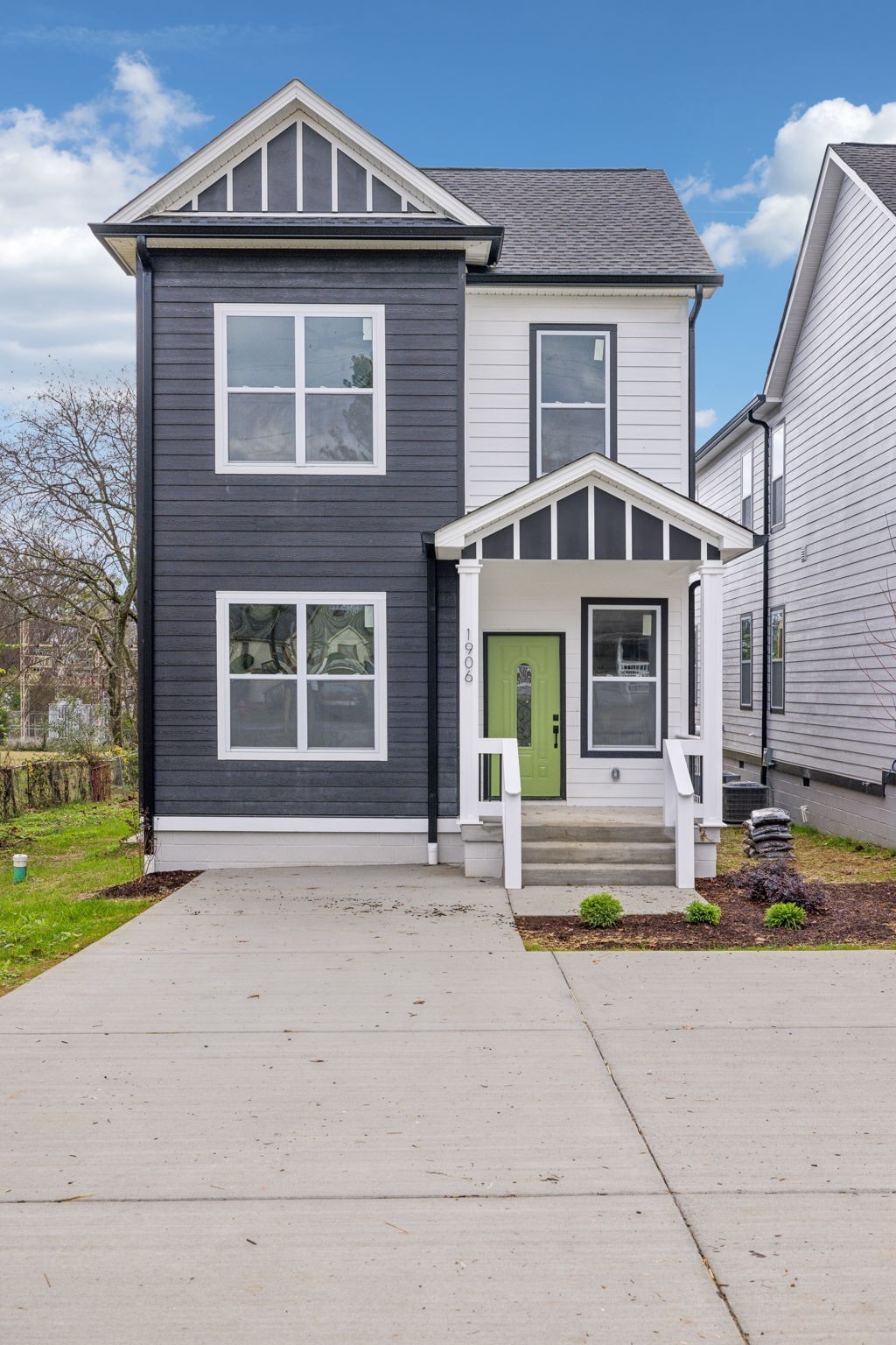 1906 Manchester Ave