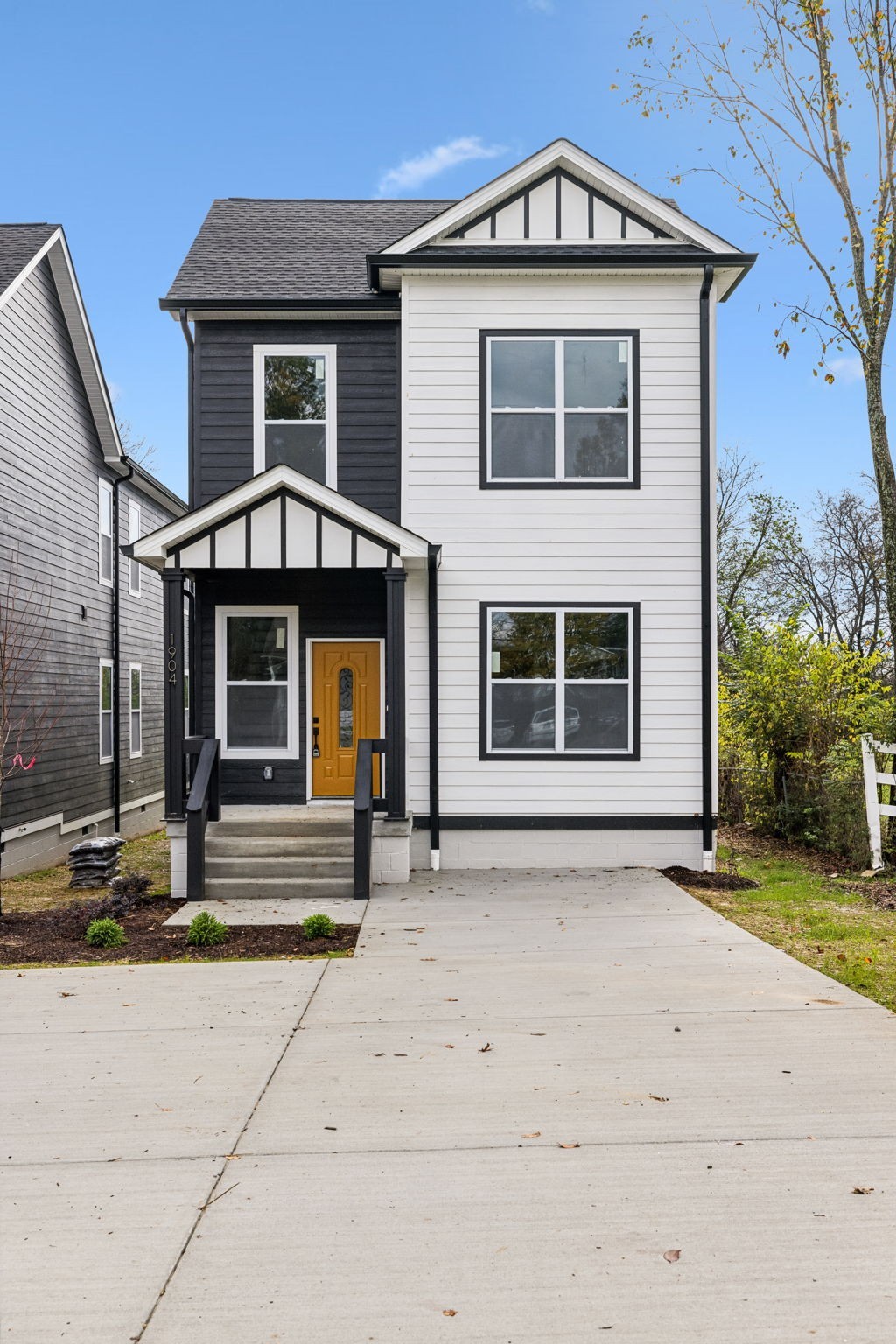 1904 Manchester Ave