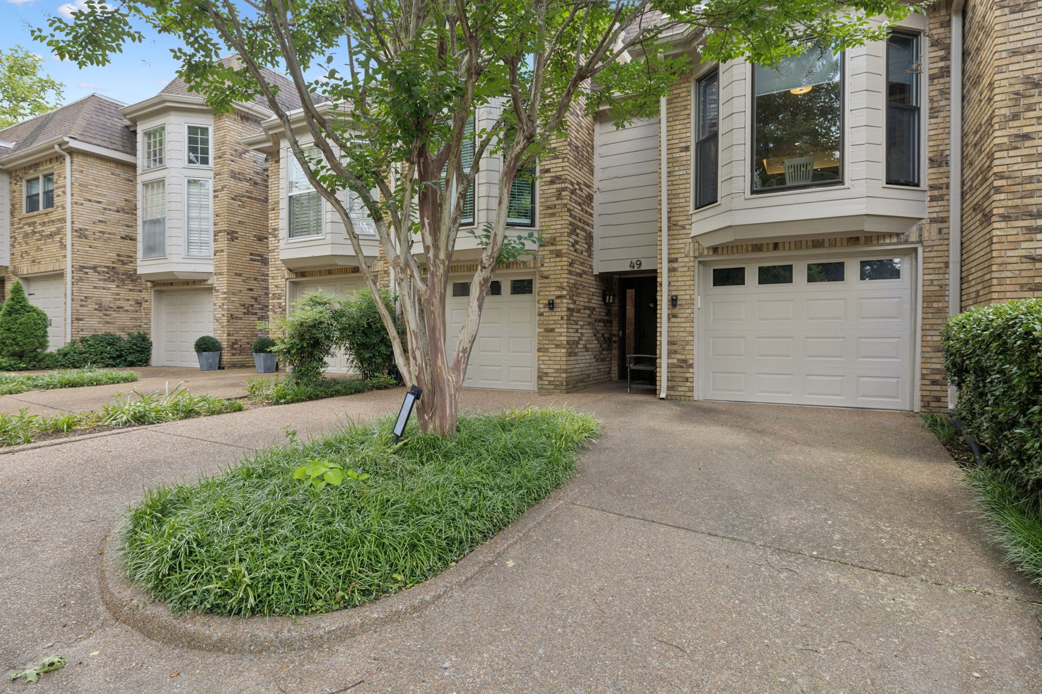401 Bowling Ave