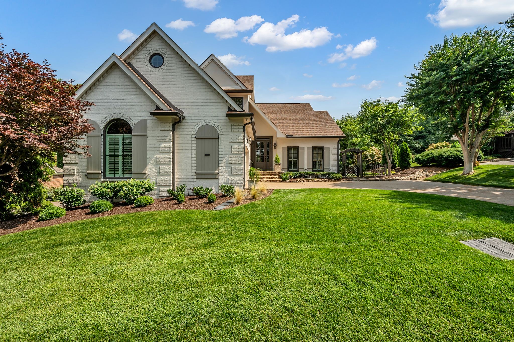 5564 Hearthstone Ln