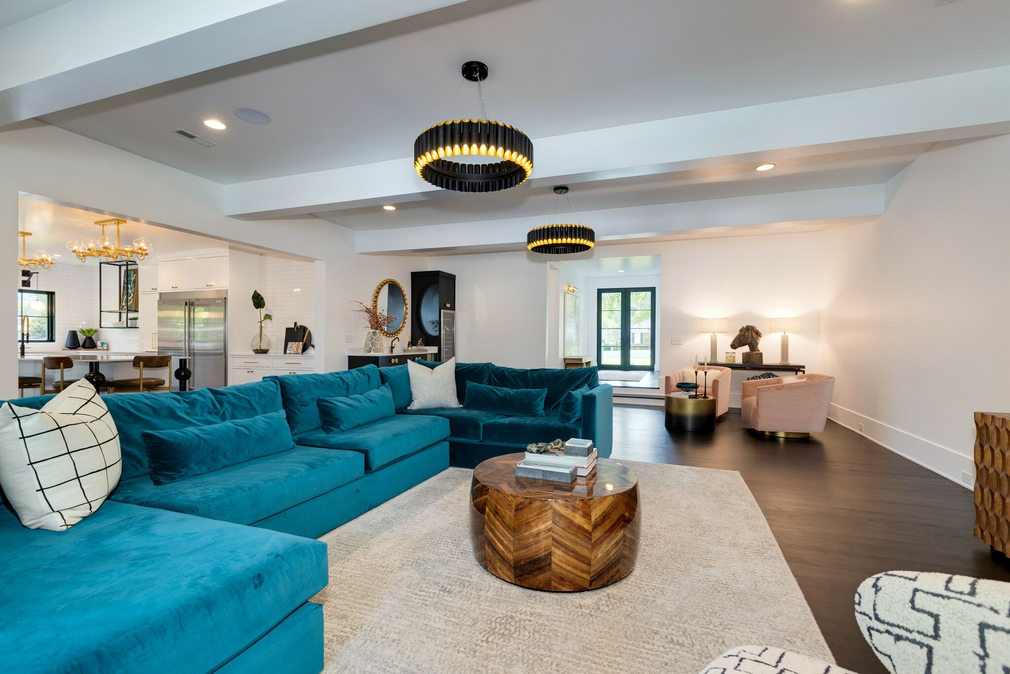 6312 Chickering Cir