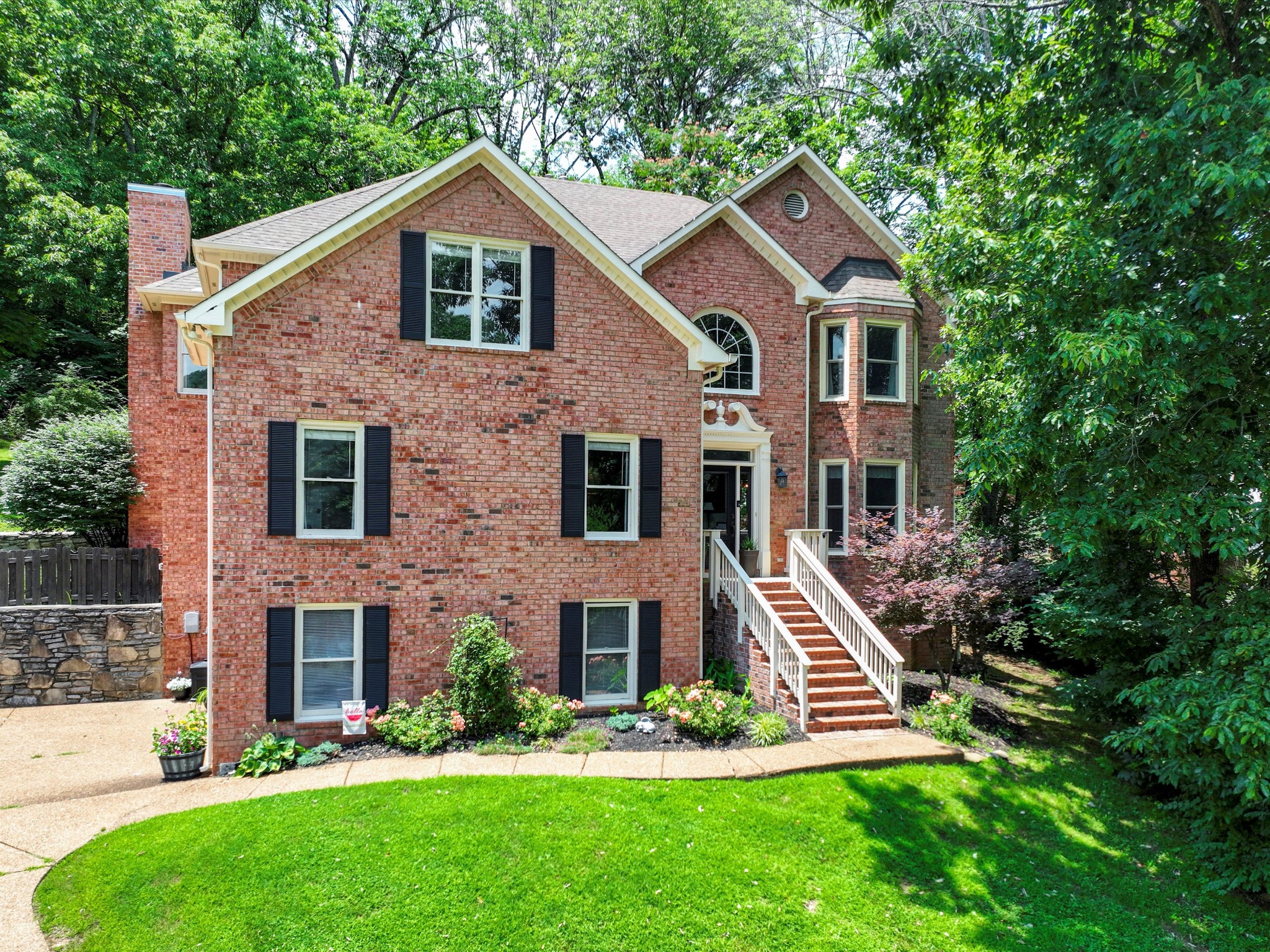 1585 Fawn Creek Ct