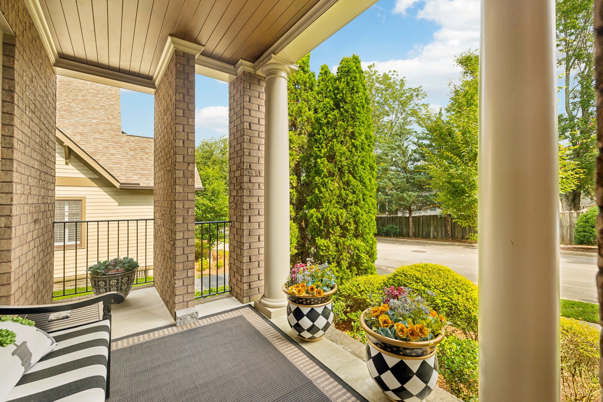 213 Lone Oak Village Way