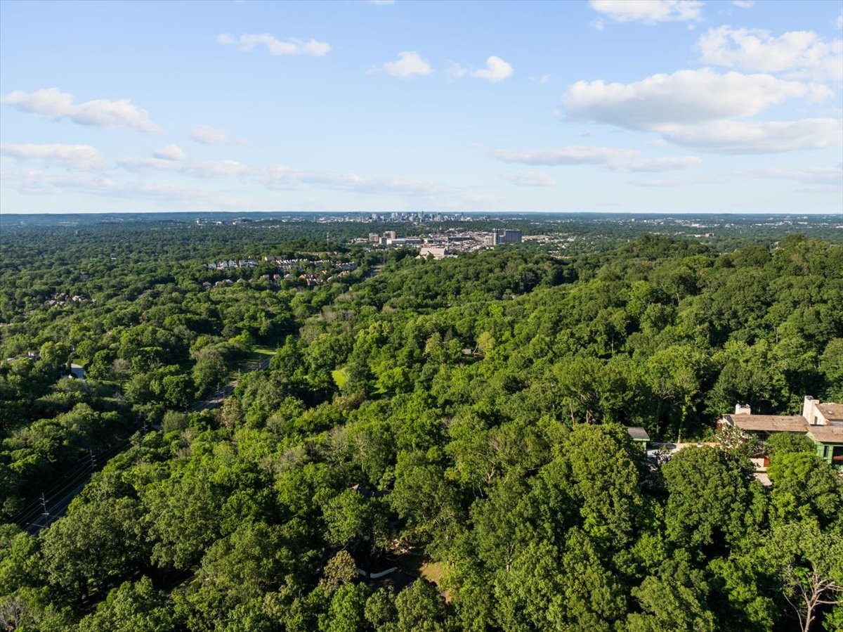 5400 Hillsboro Pike