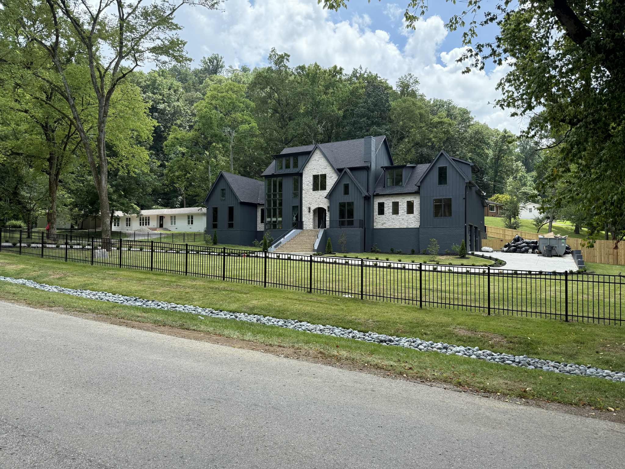 6529 Rolling Fork Dr