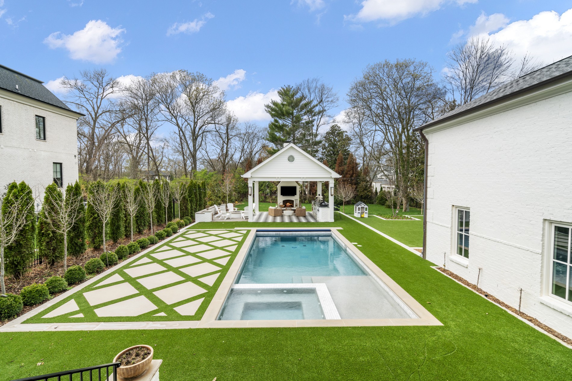 607 Belle Meade Blvd