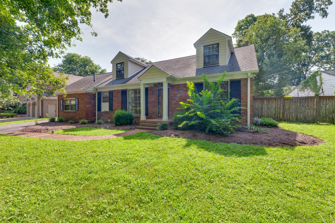 690 Clearview Dr