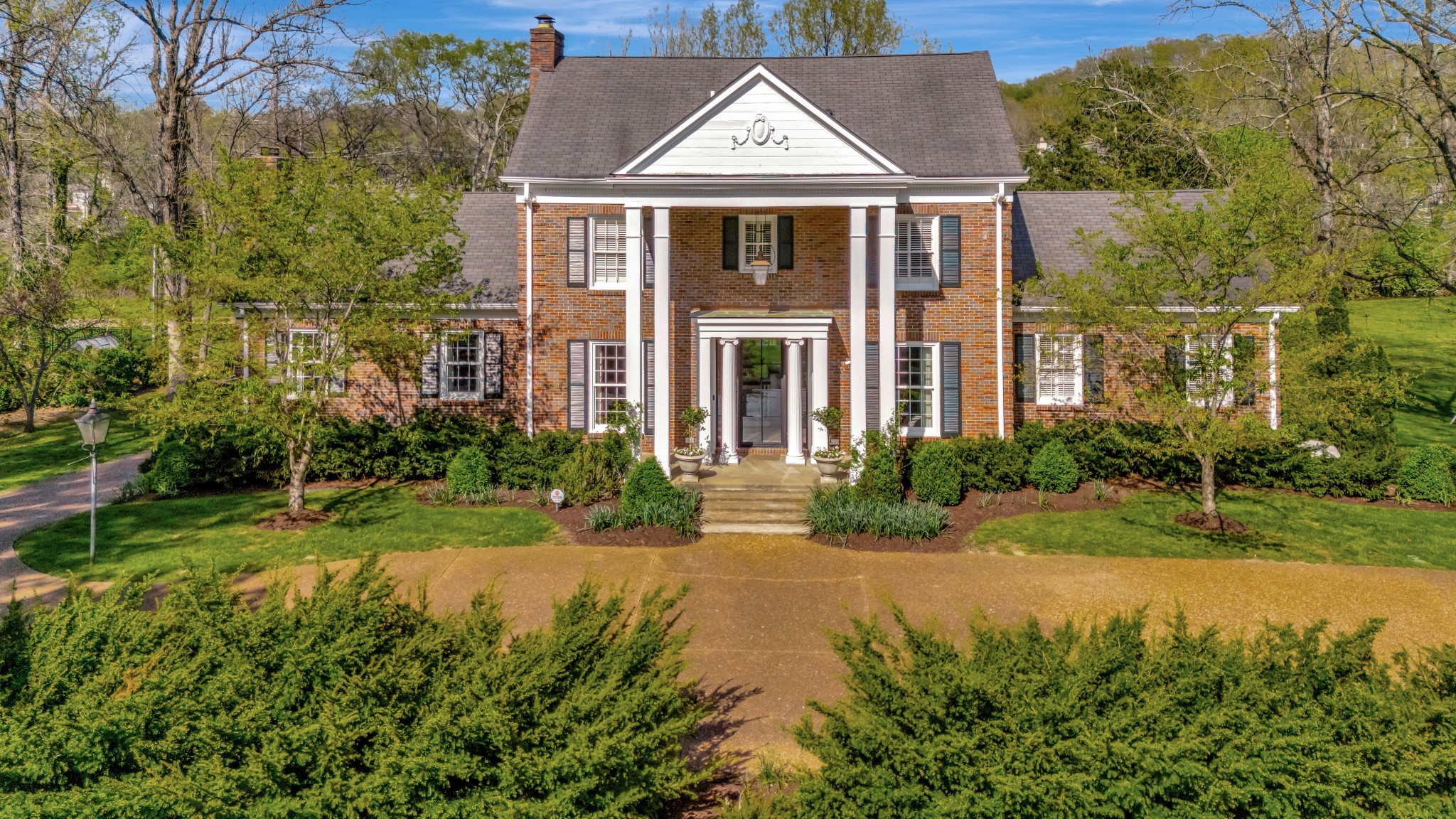 4340 Beekman Dr