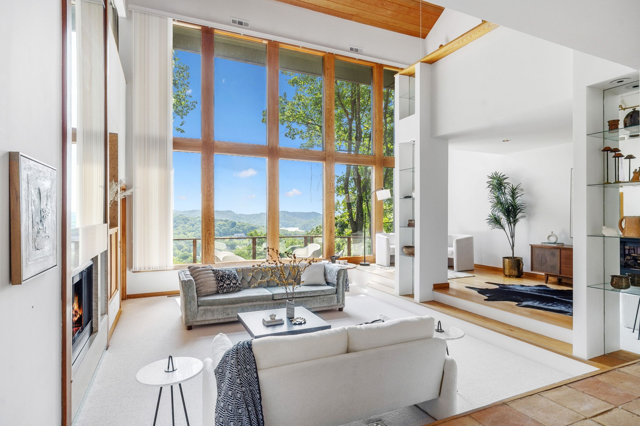 1857 Laurel Ridge Dr