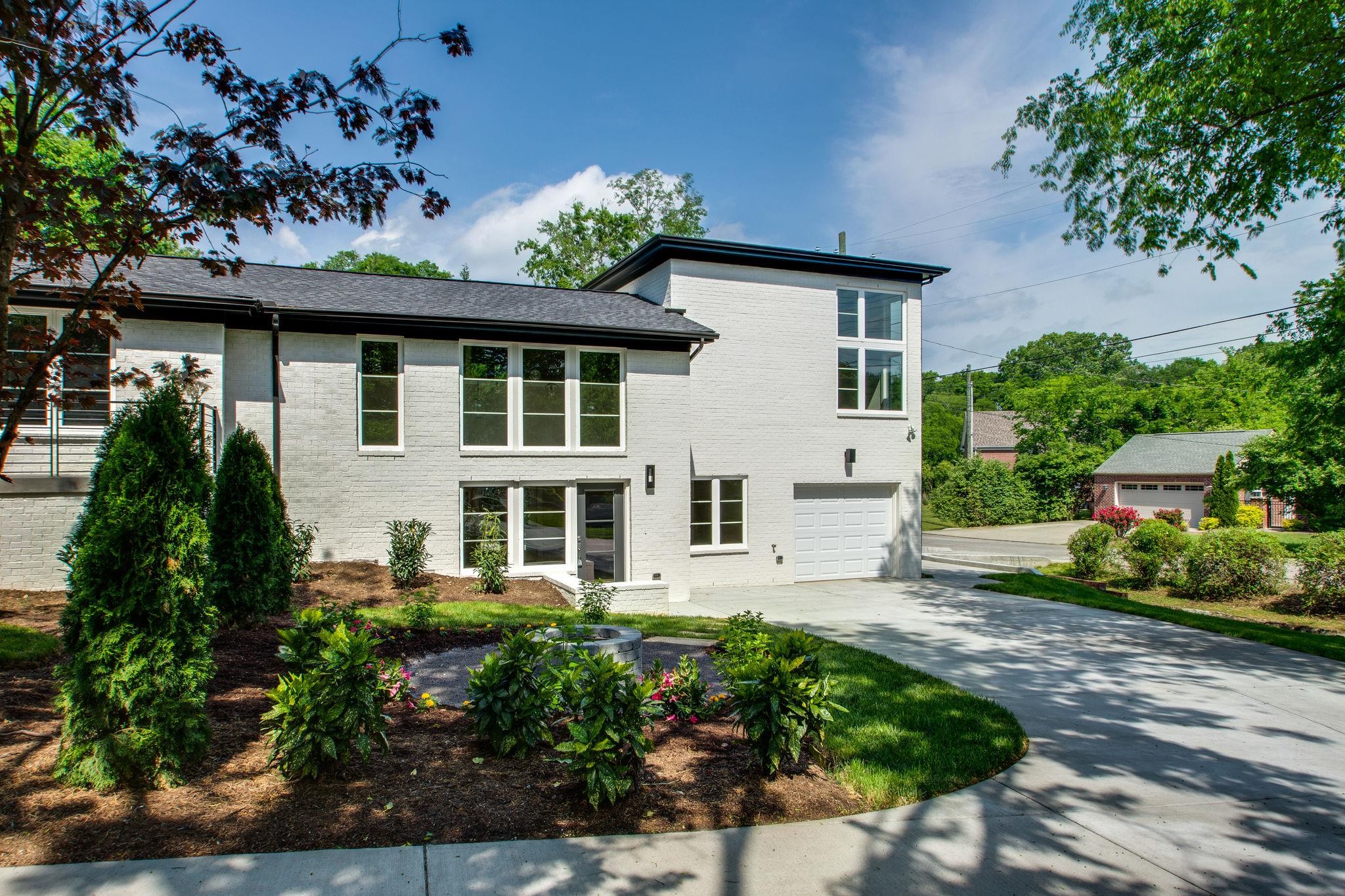 901 Estes Rd