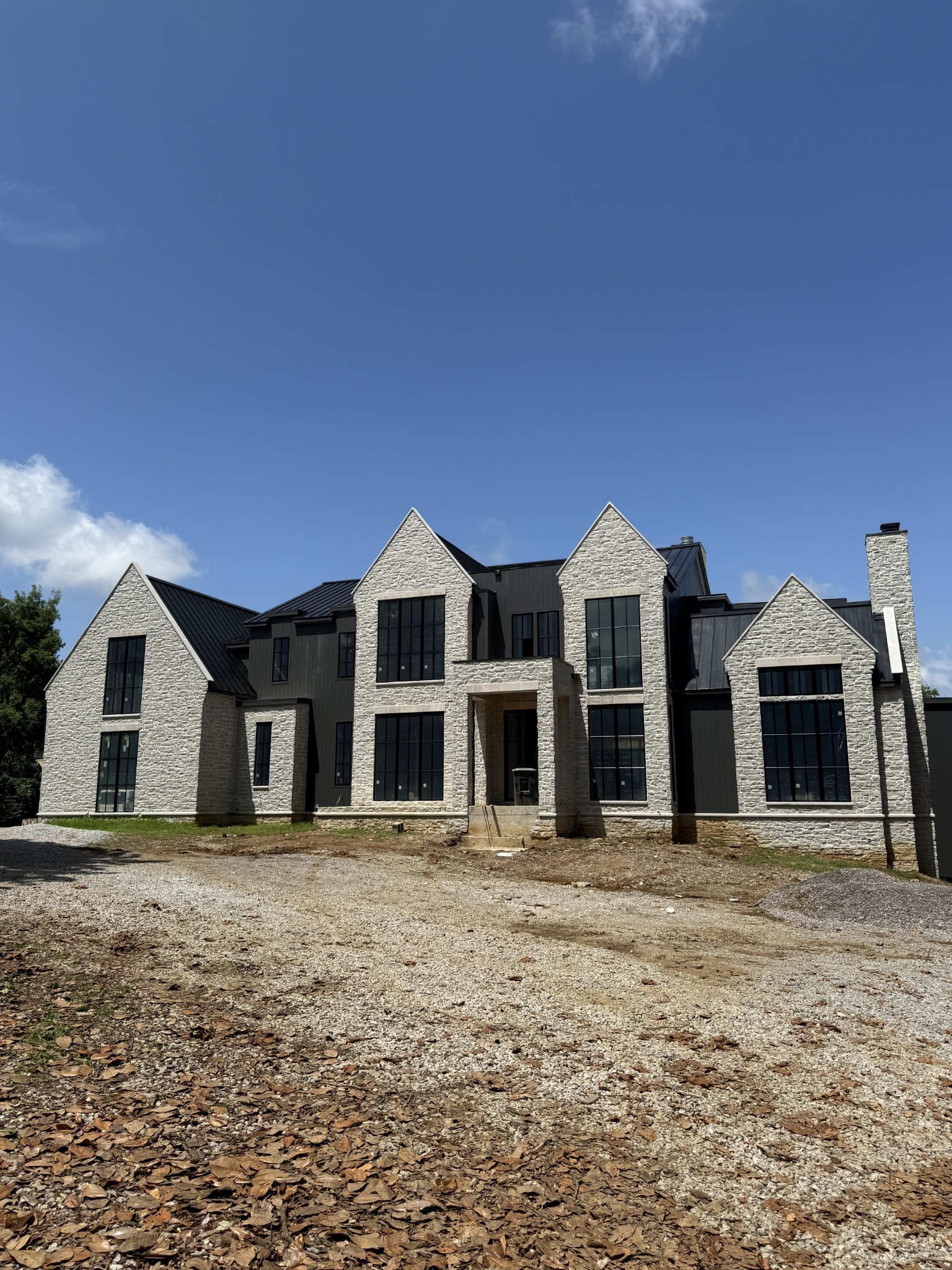 6030 Bresslyn Rd