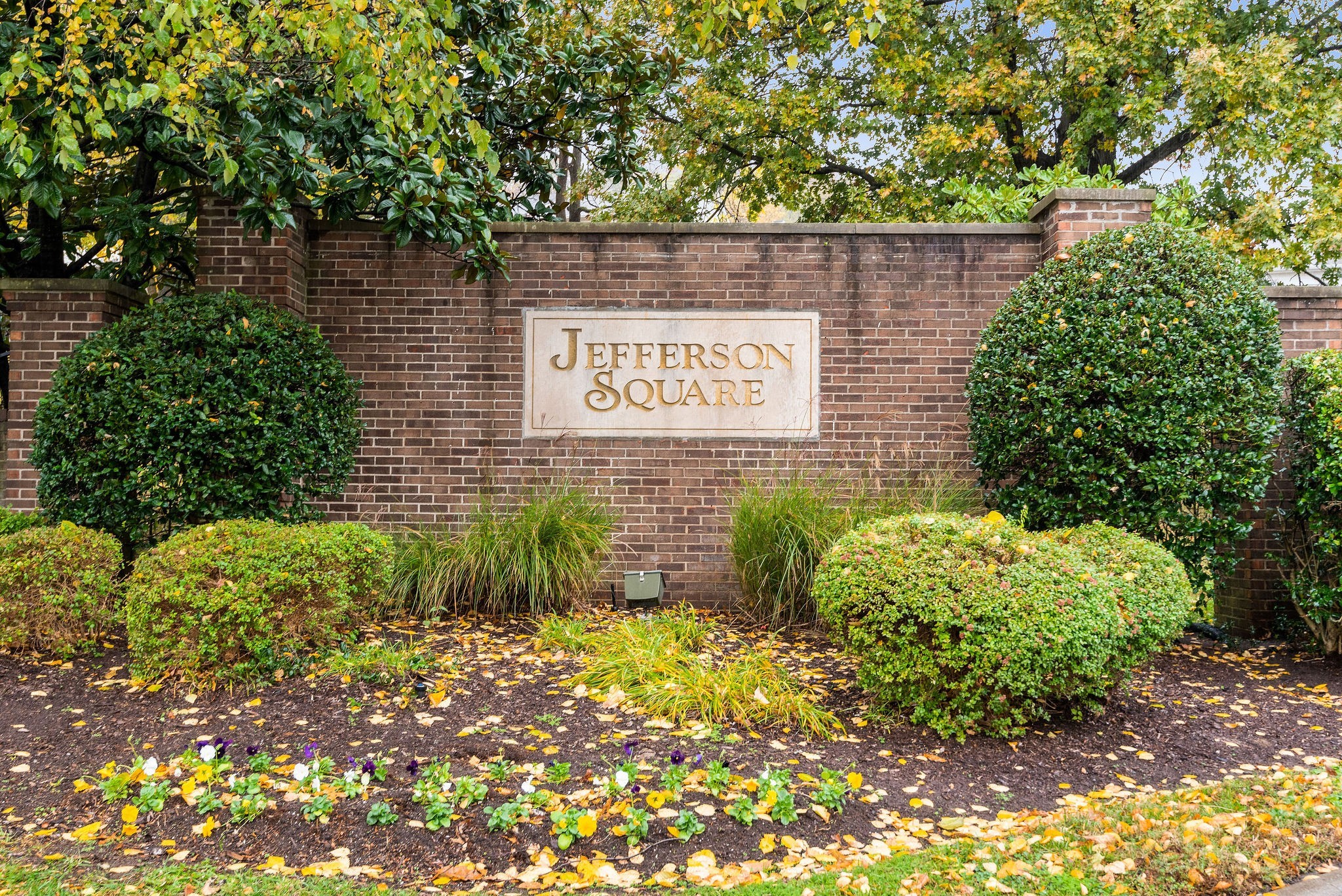 128 Jefferson Sq