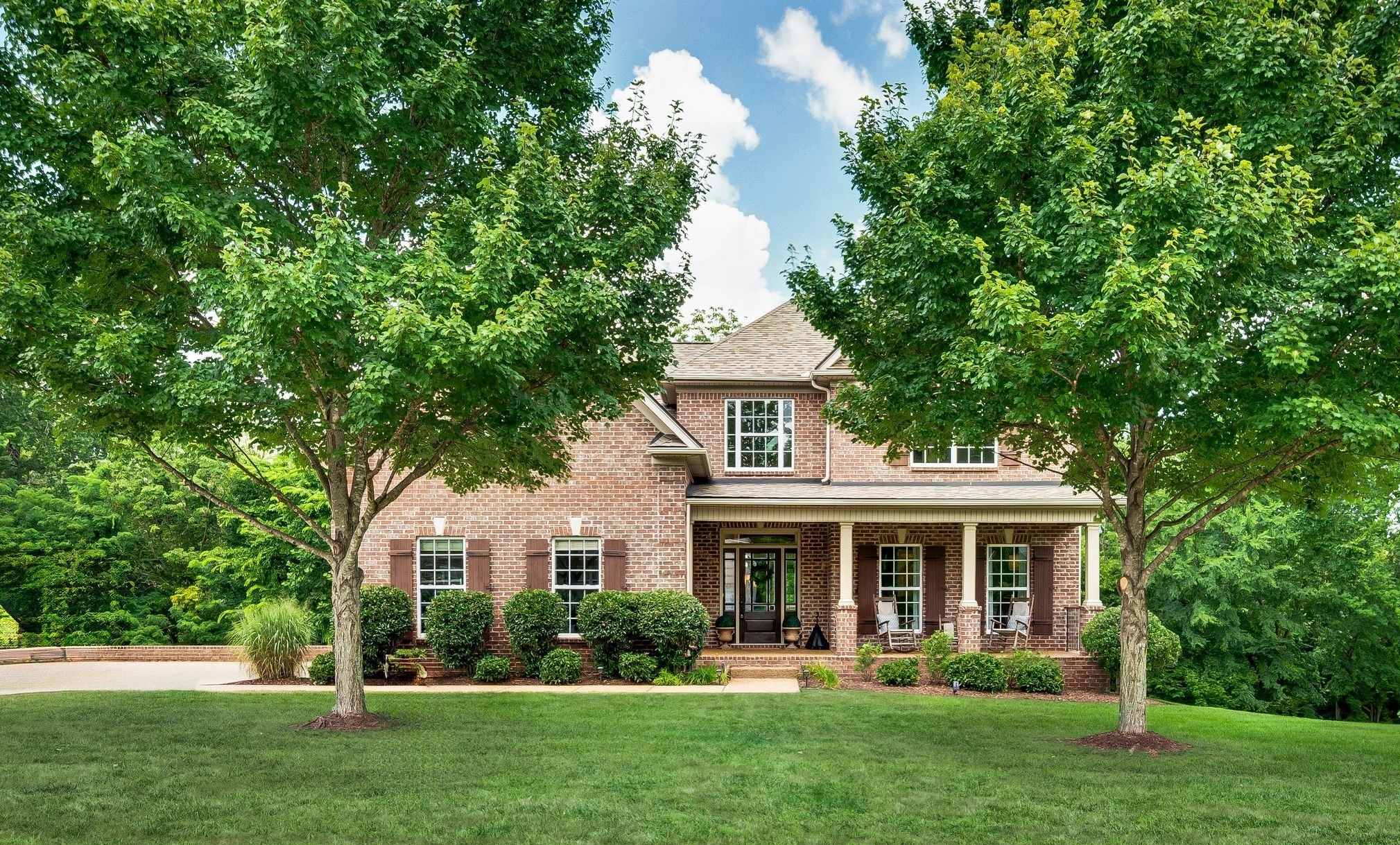 1542 Red Oak Ln