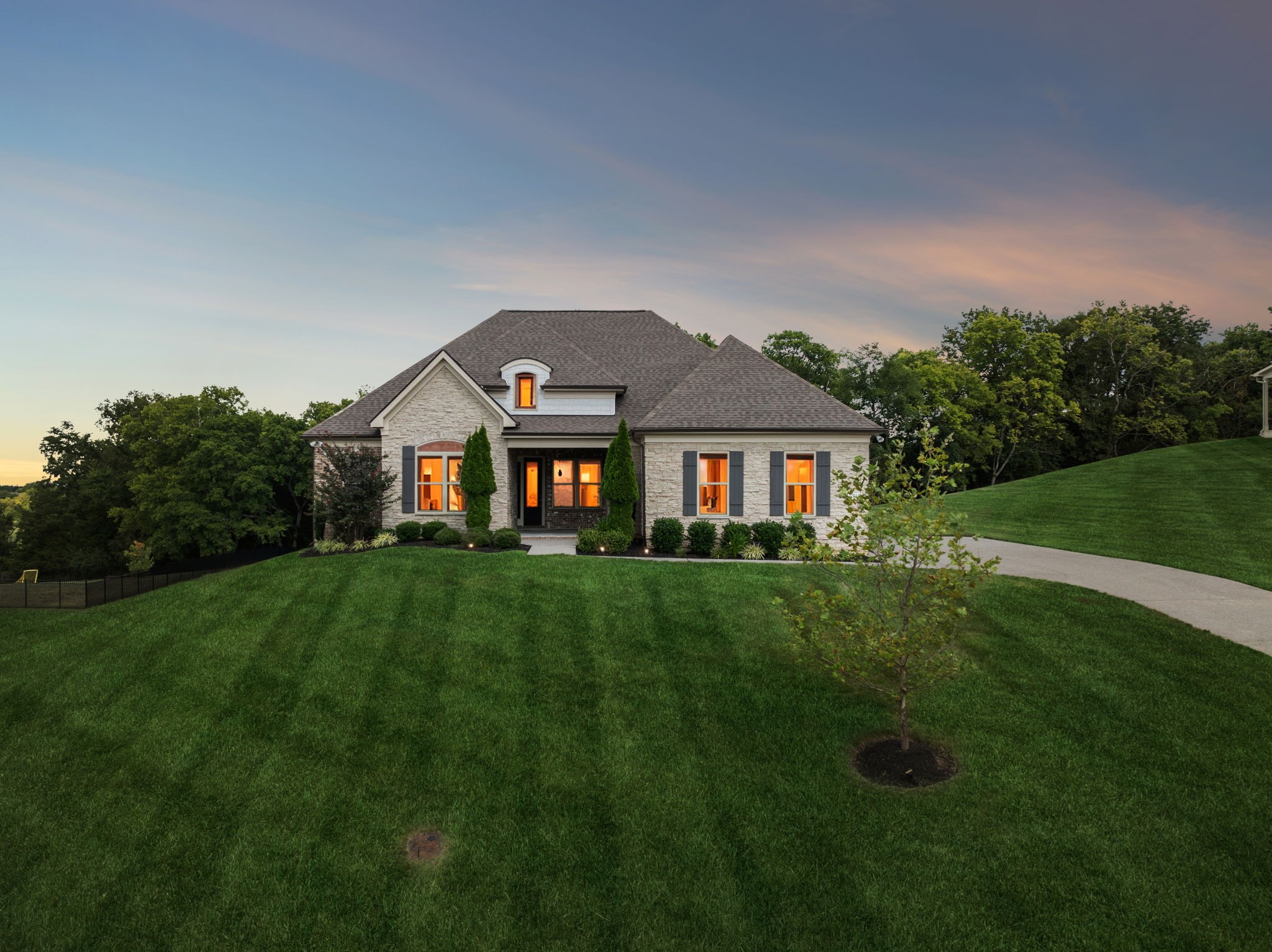 1916 New Bristol Ln