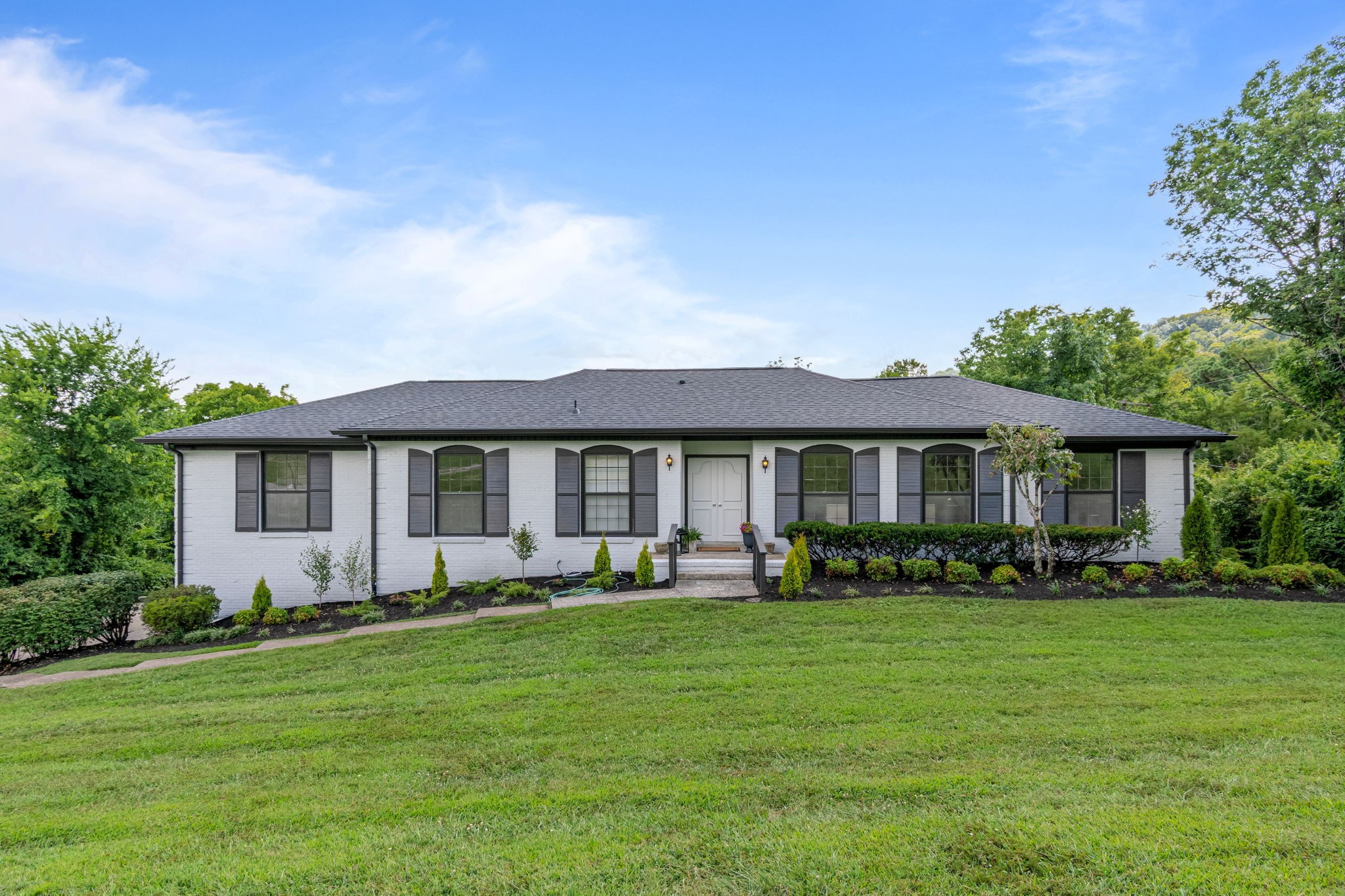5013 W Concord Rd