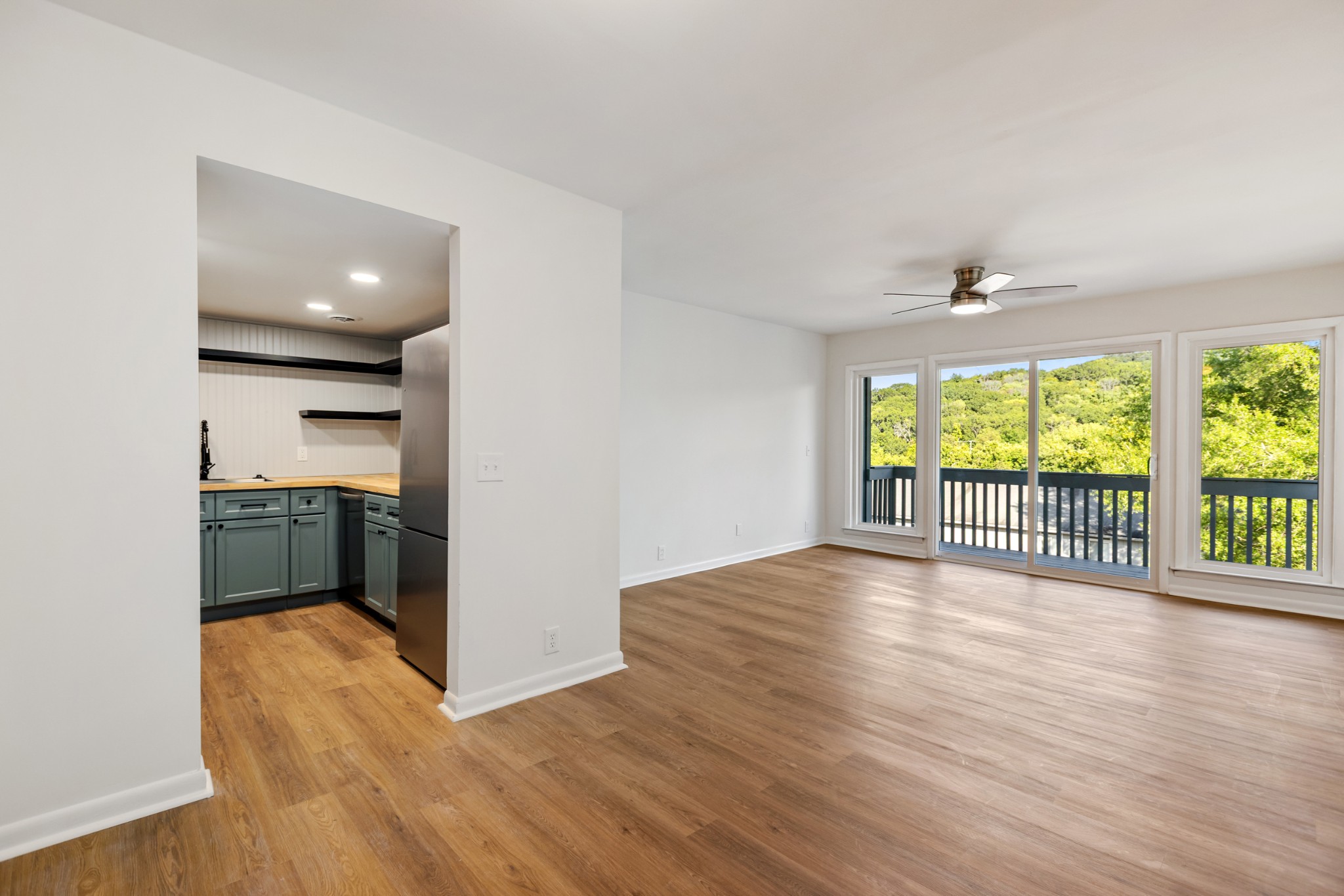 21 Vaughns Gap Rd
