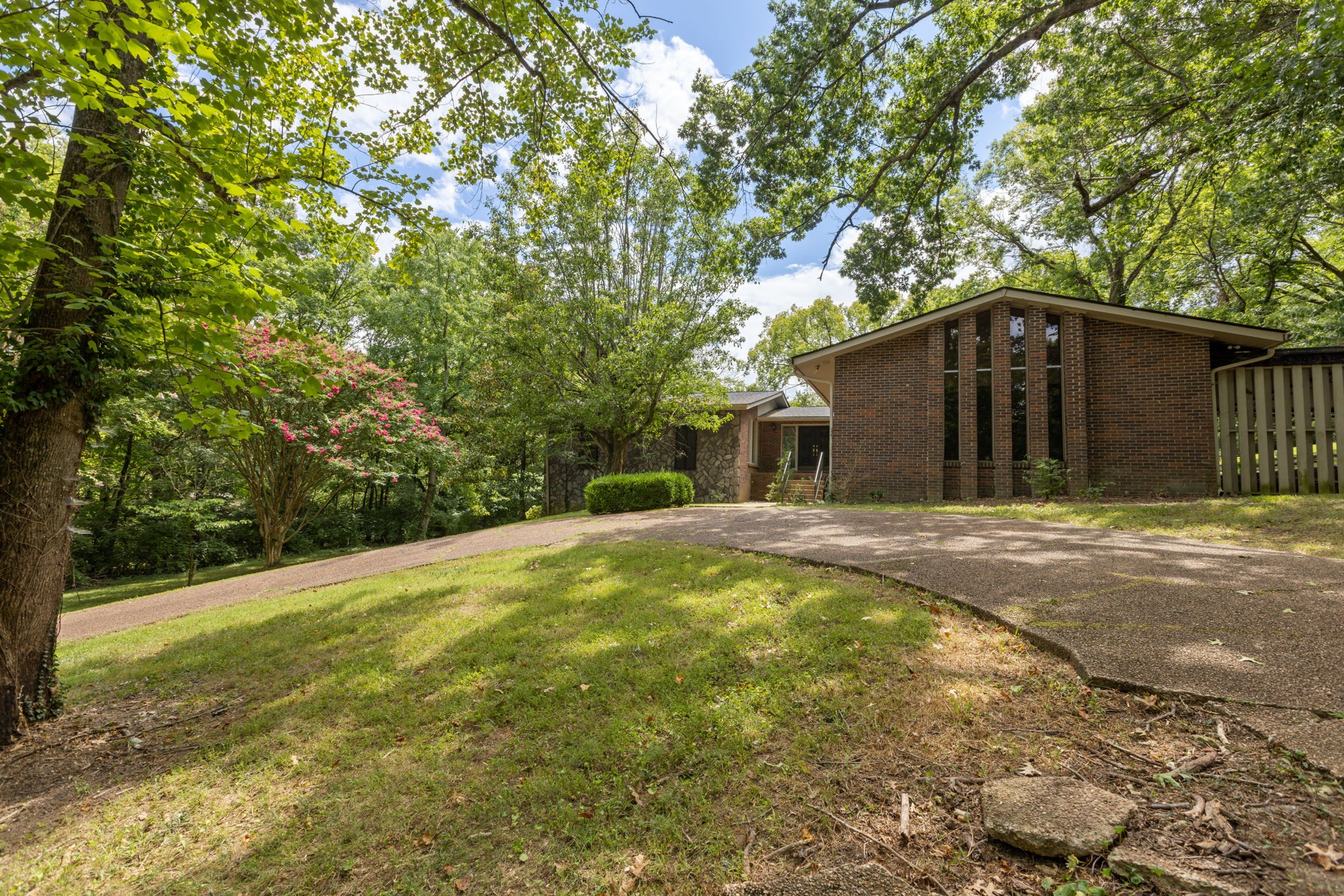 2193 Hillsboro Valley Rd